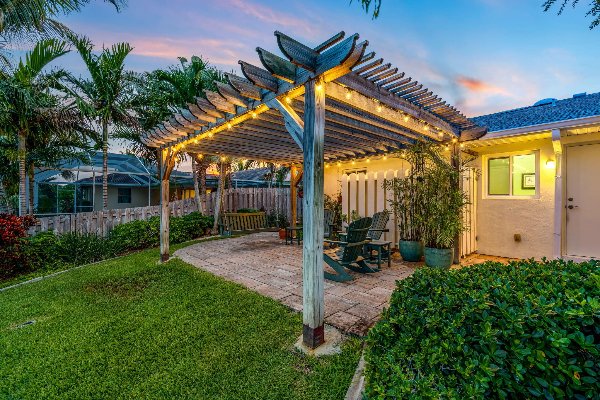 422 St. Lucia Court