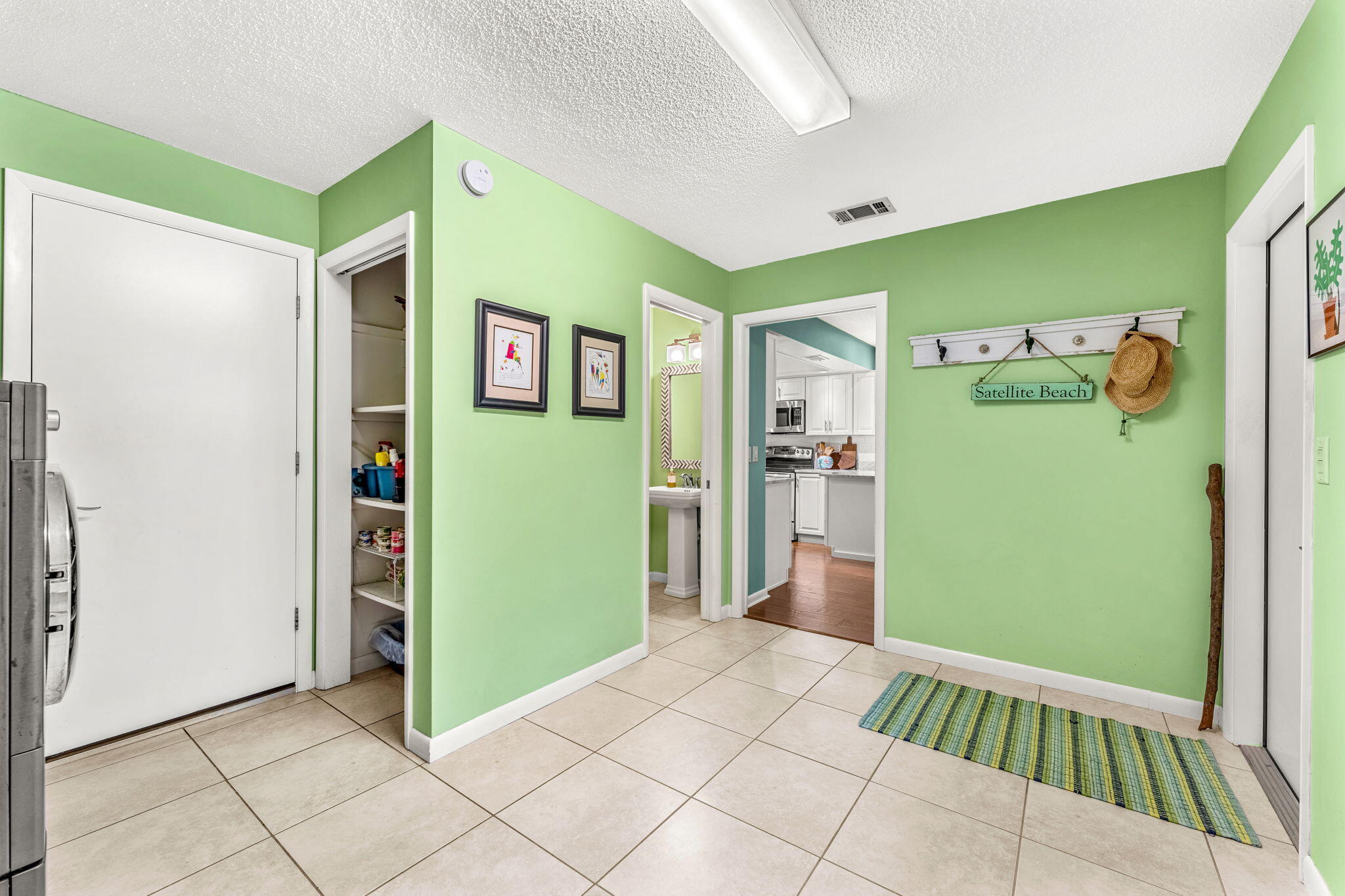 422 St. Lucia Court