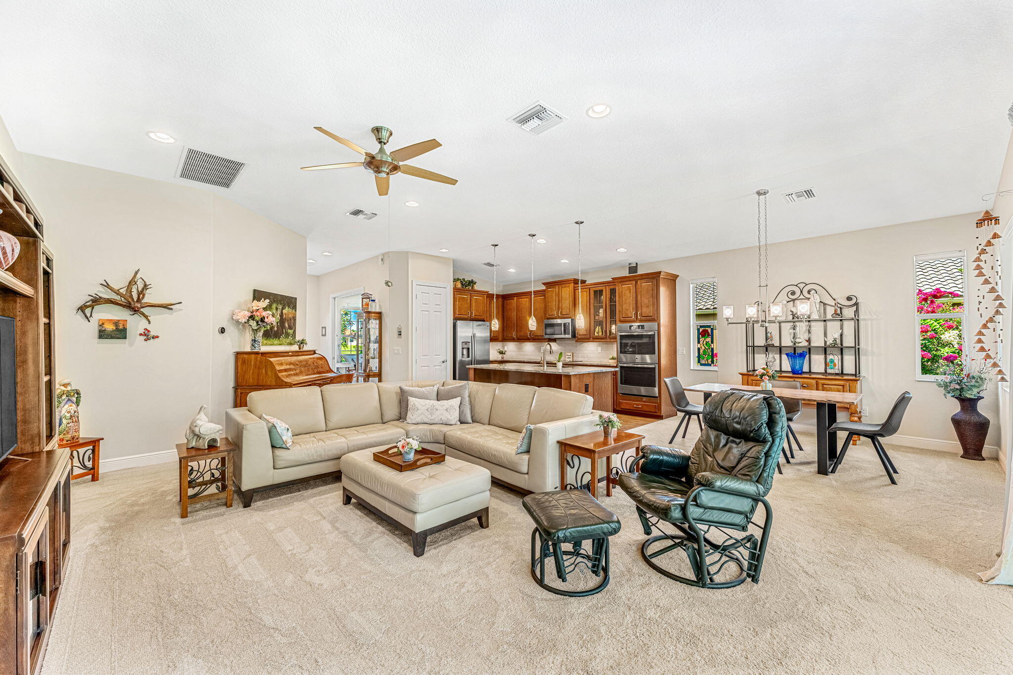 7663 Fieldstone Ranch Square