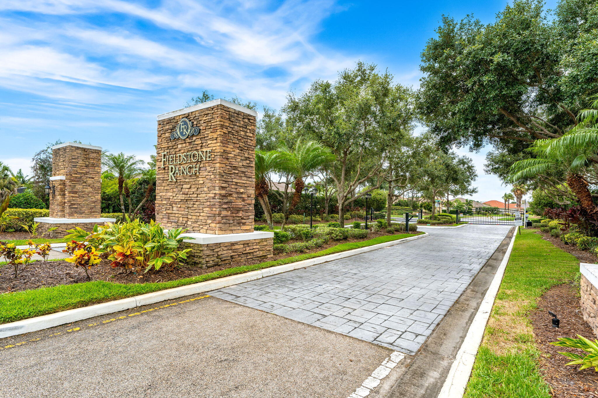 7663 Fieldstone Ranch Square