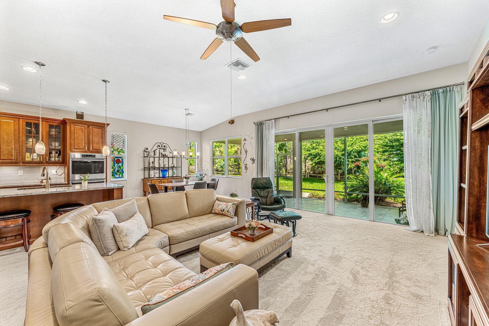 7663 Fieldstone Ranch Square