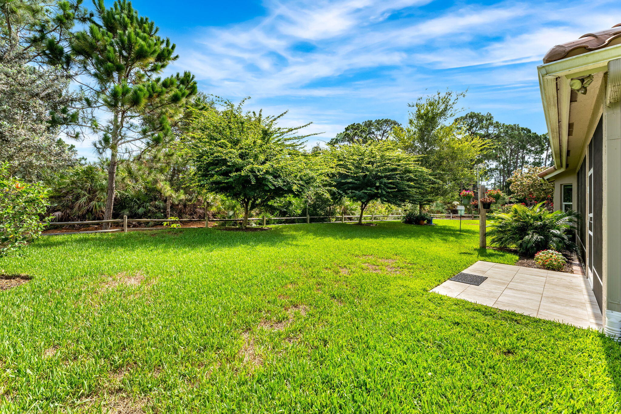 7663 Fieldstone Ranch Square