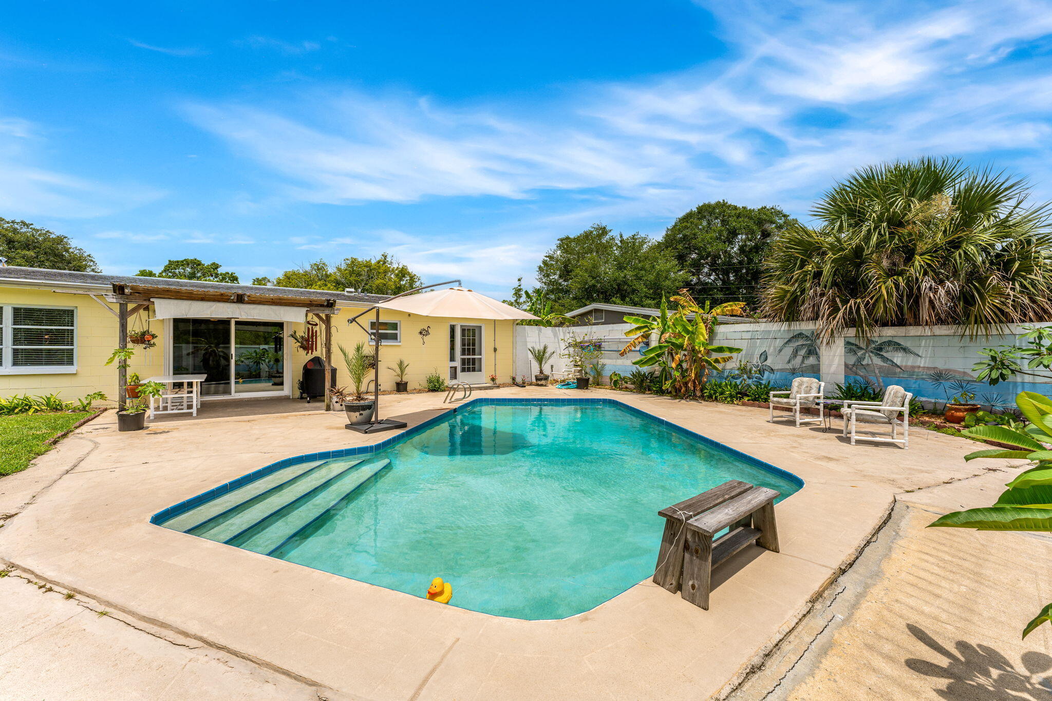 4945 Cocoanut Drive