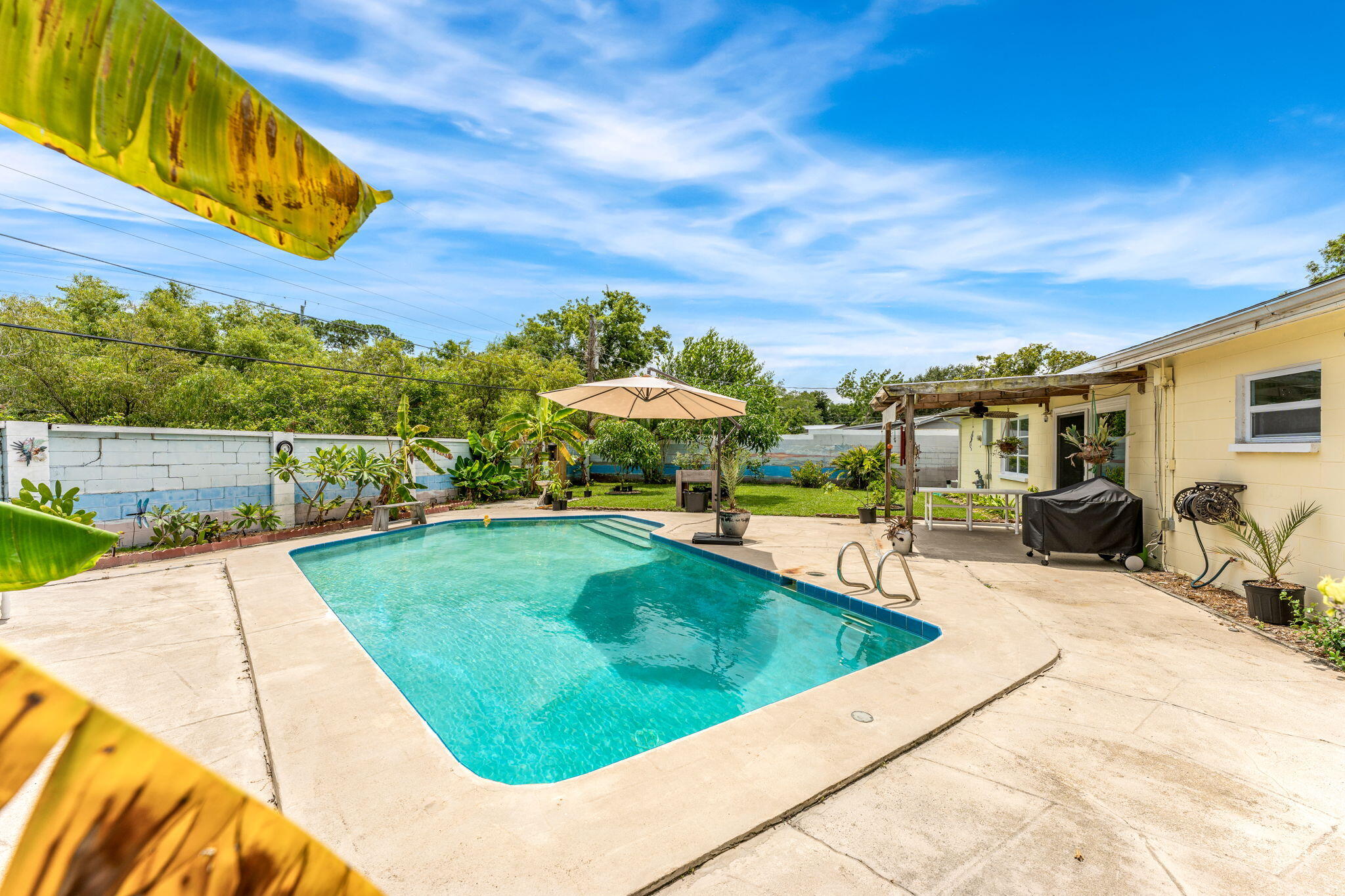 4945 Cocoanut Drive