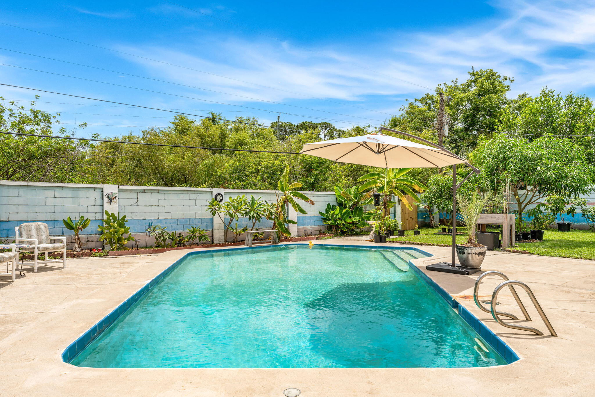 4945 Cocoanut Drive