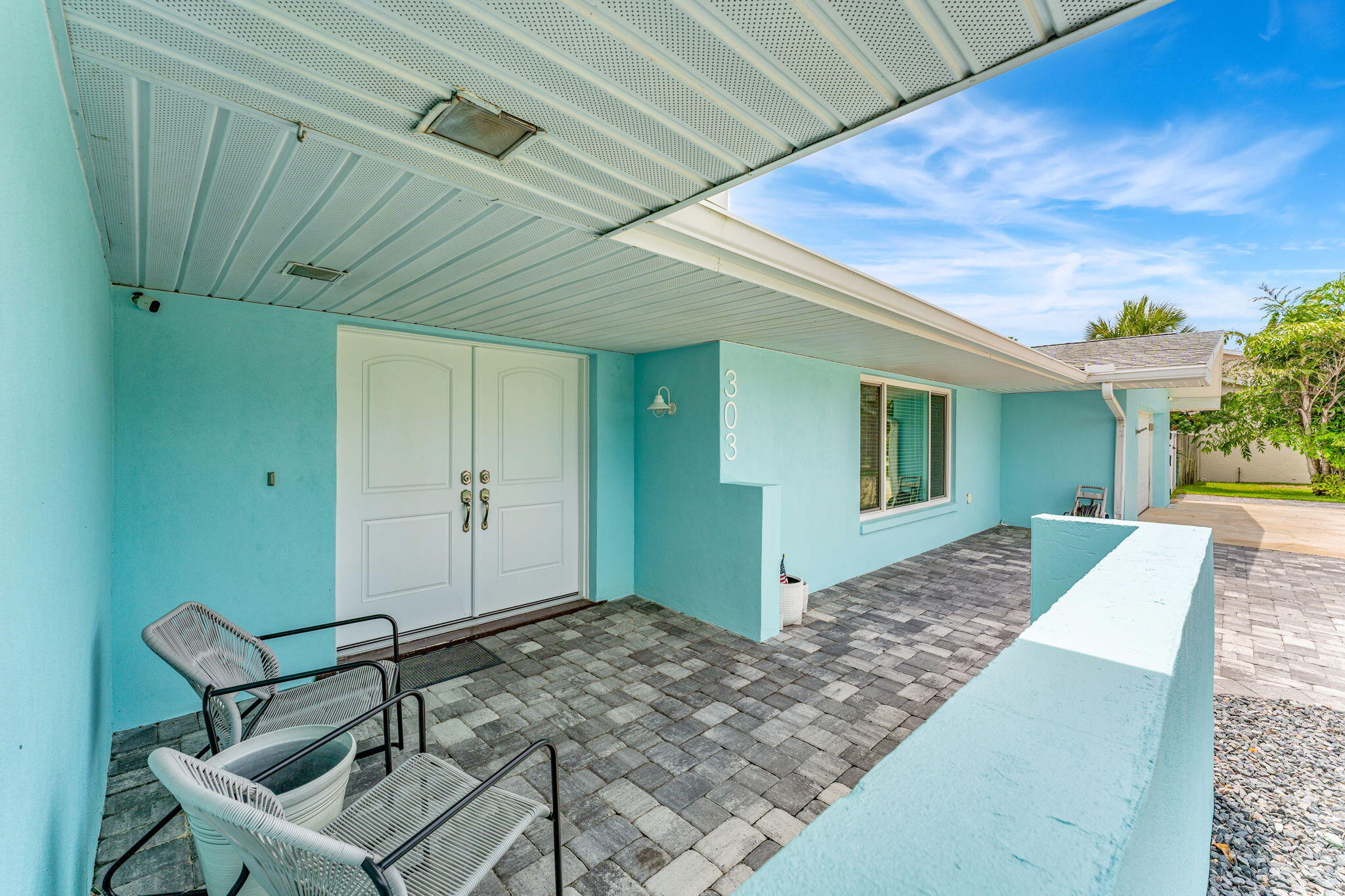303 Hibiscus Trail