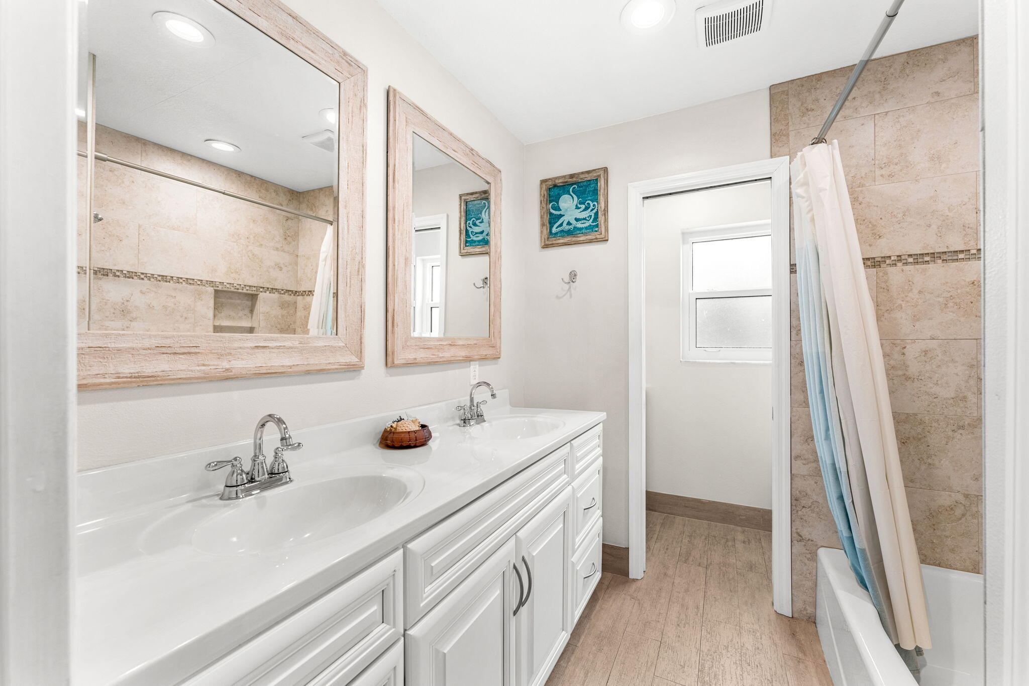 303 Hibiscus Trail