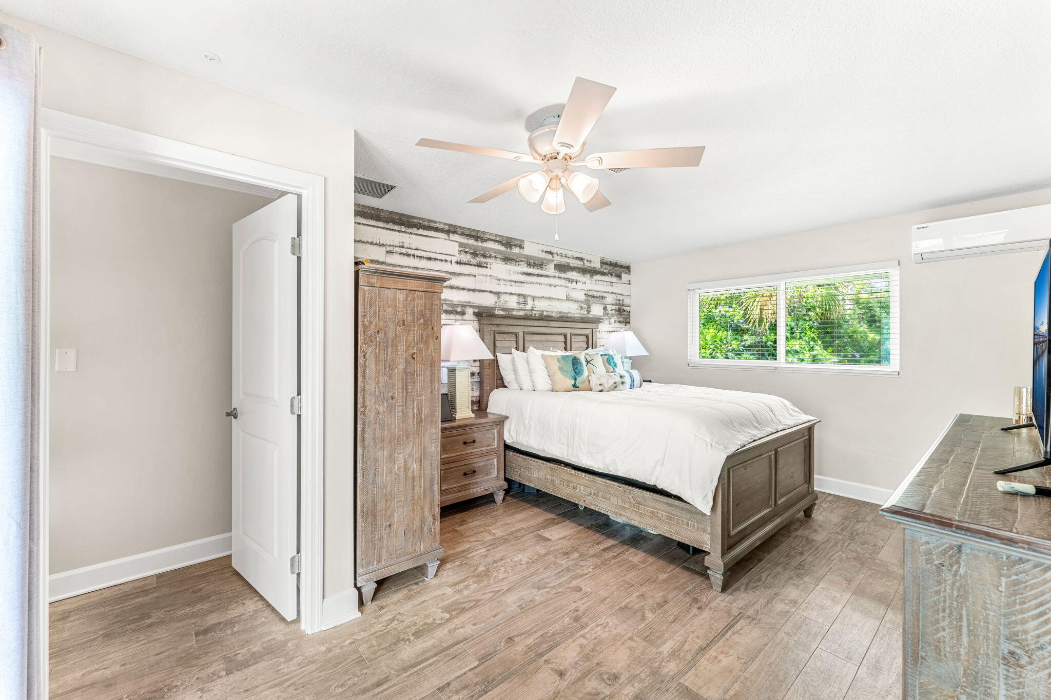 303 Hibiscus Trail