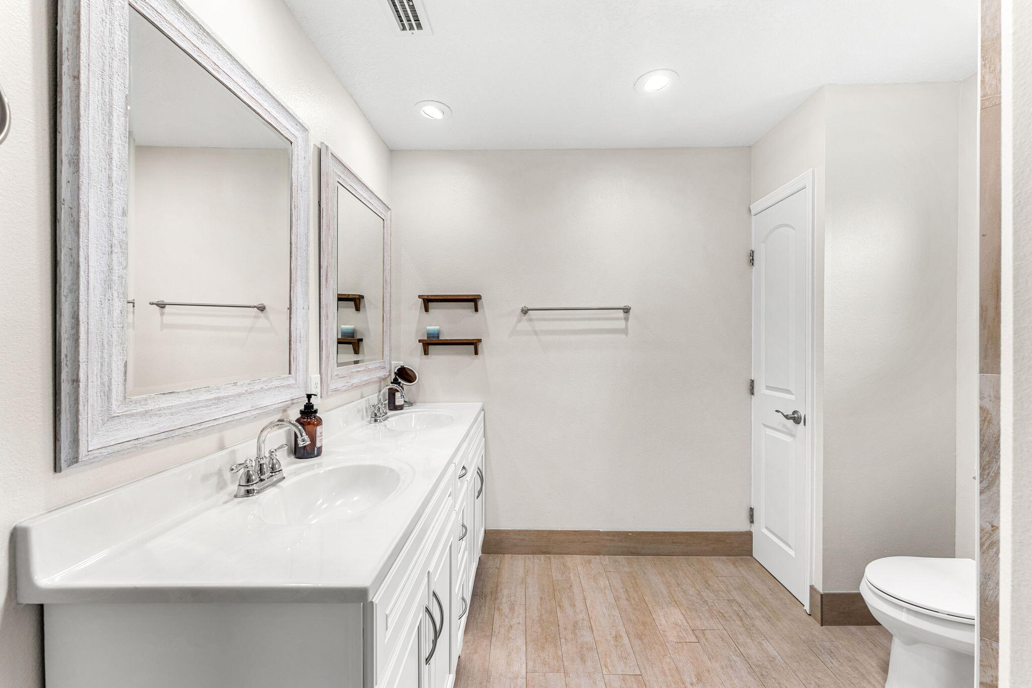 303 Hibiscus Trail