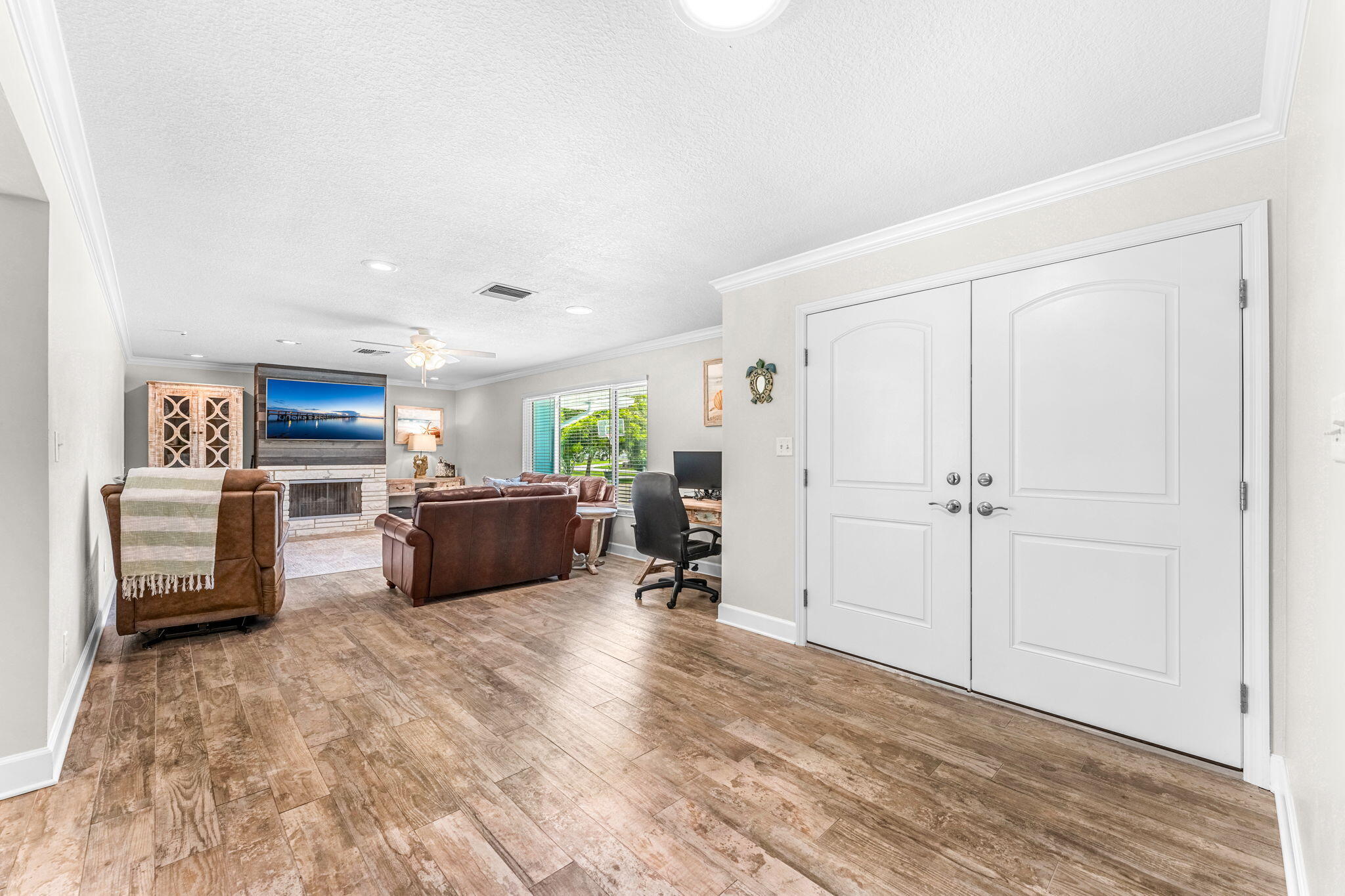 303 Hibiscus Trail