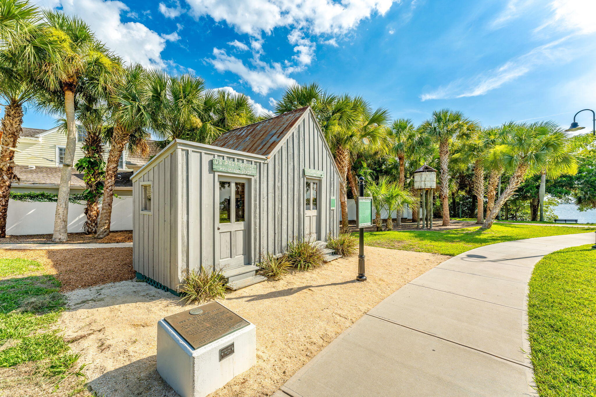 303 Hibiscus Trail