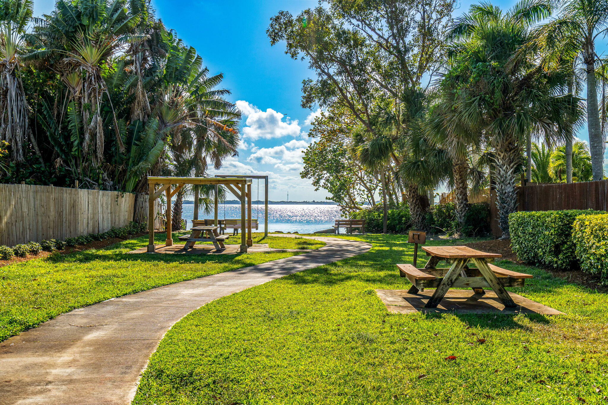 303 Hibiscus Trail