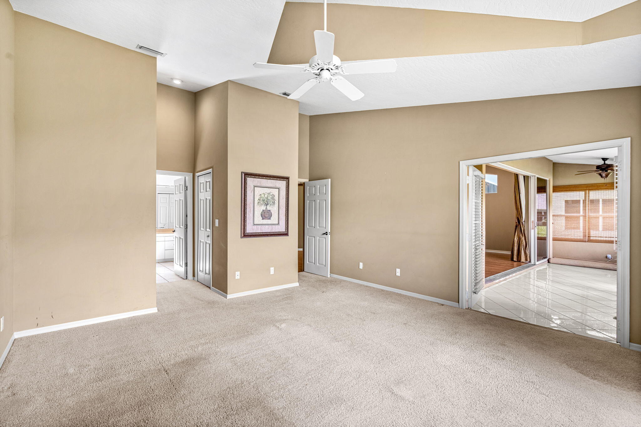 874 Oakwood Drive