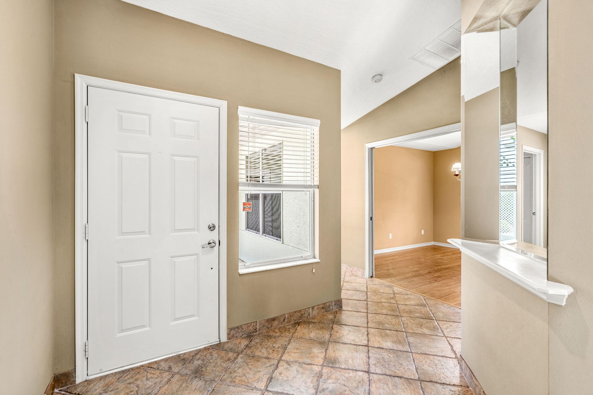 874 Oakwood Drive