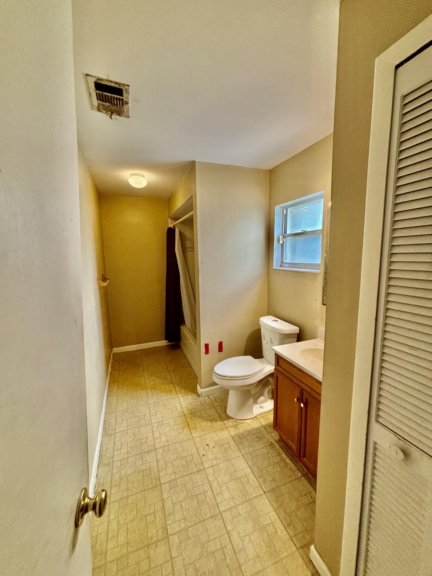1331 Canterbury Lane