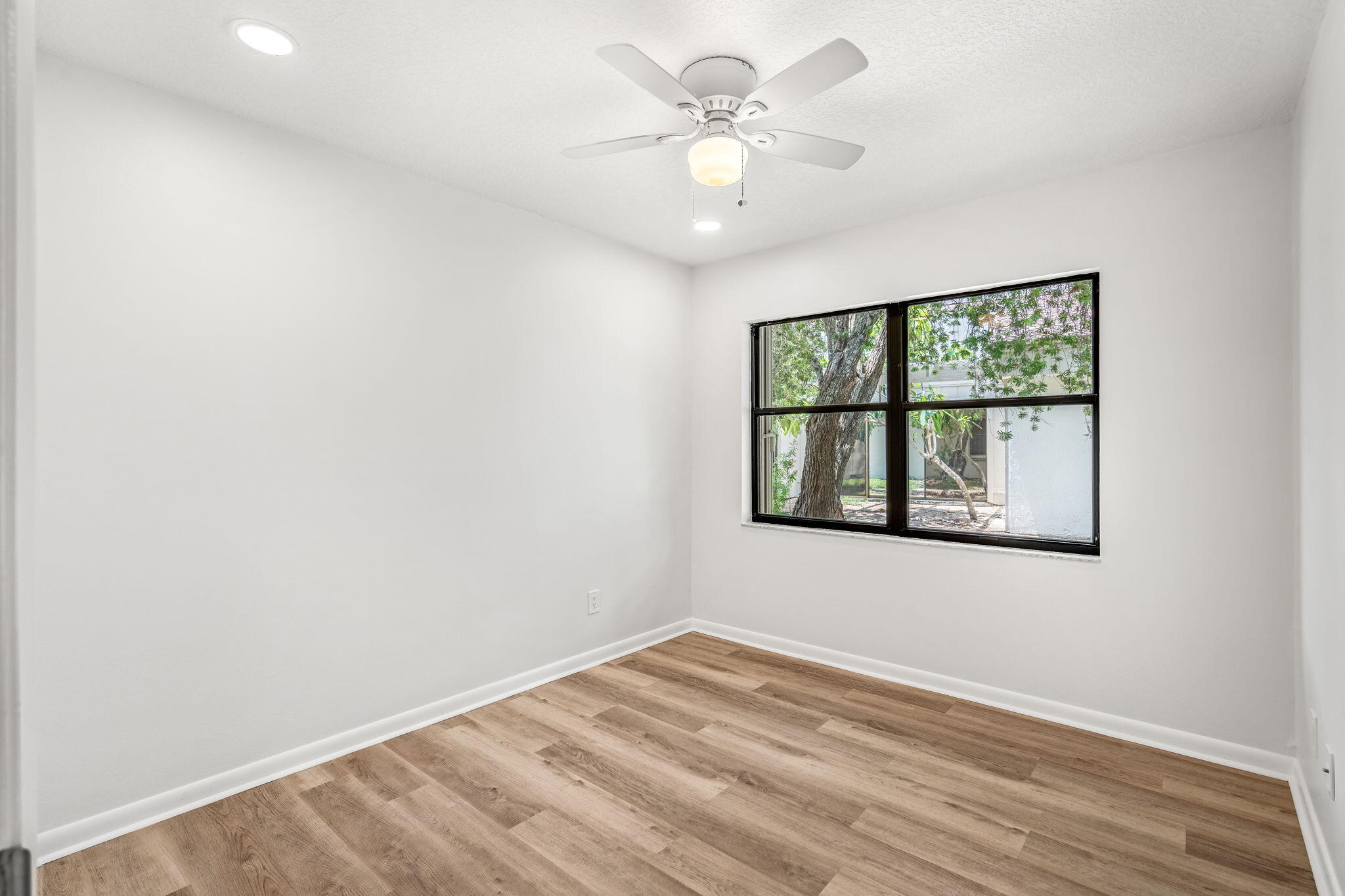 710 Myrtlewood Lane