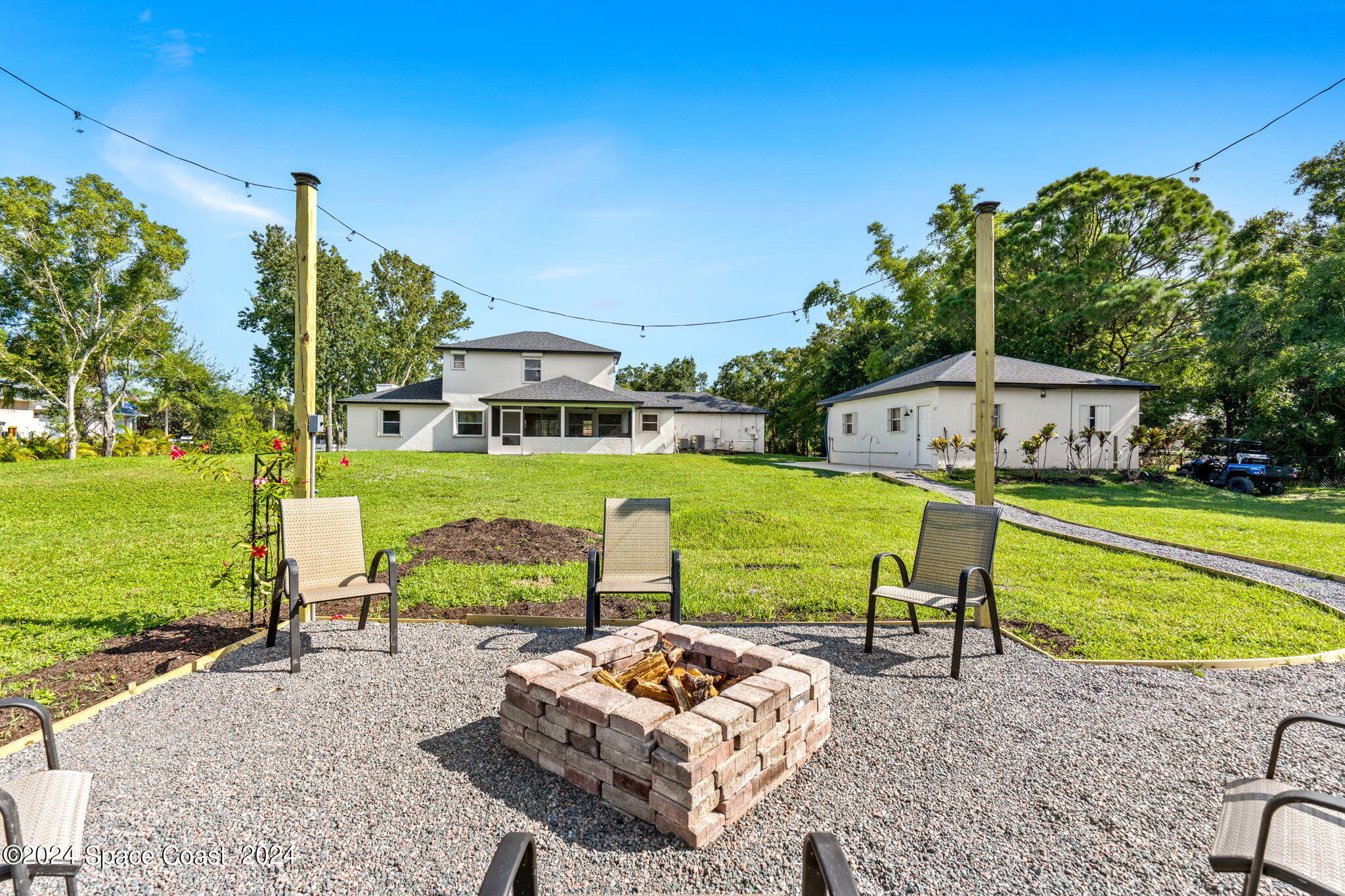 4185 Carolwood Drive