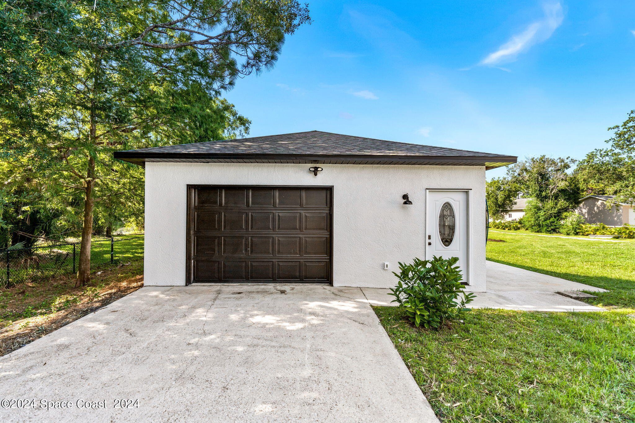 4185 Carolwood Drive