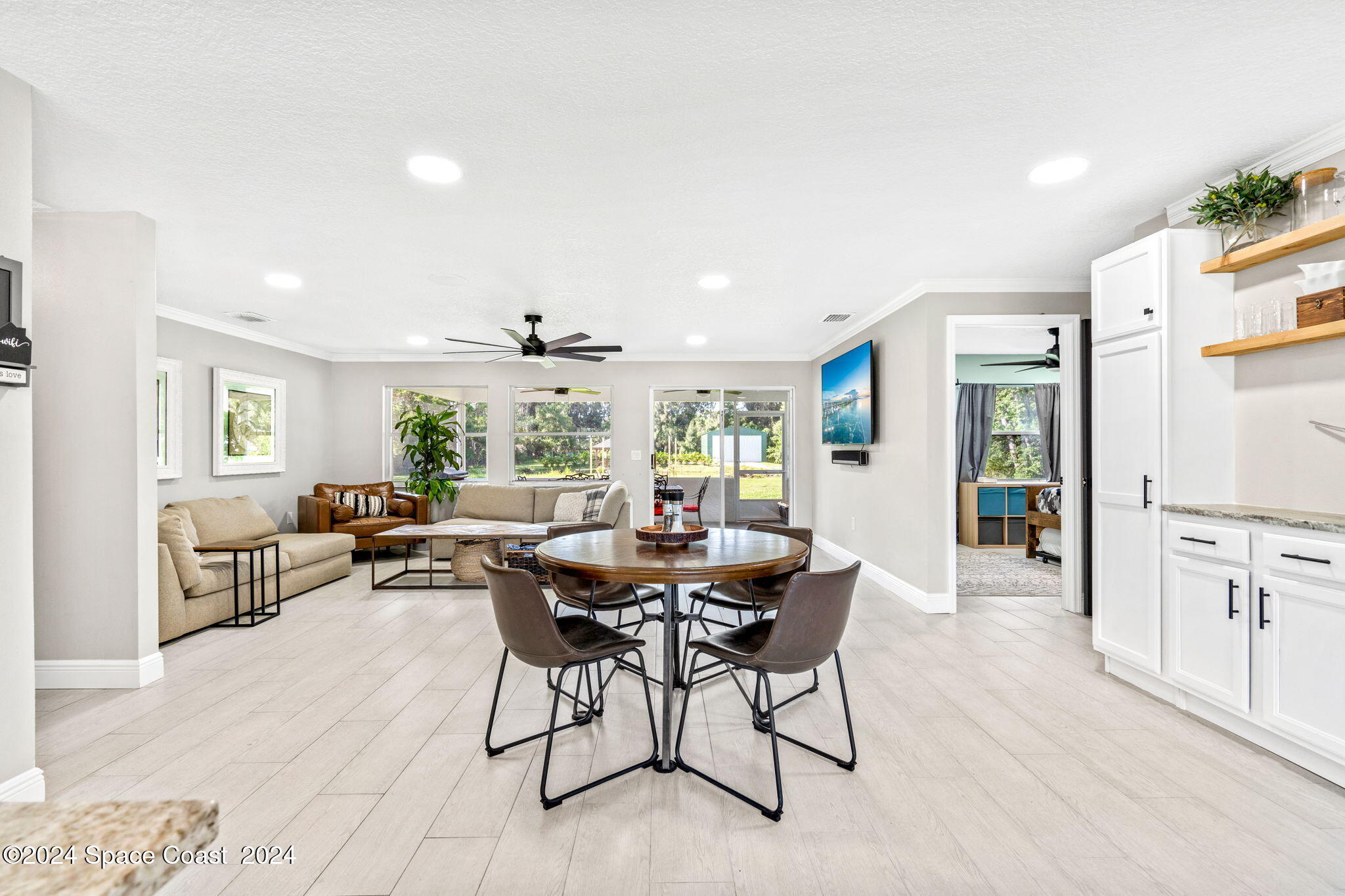 4185 Carolwood Drive