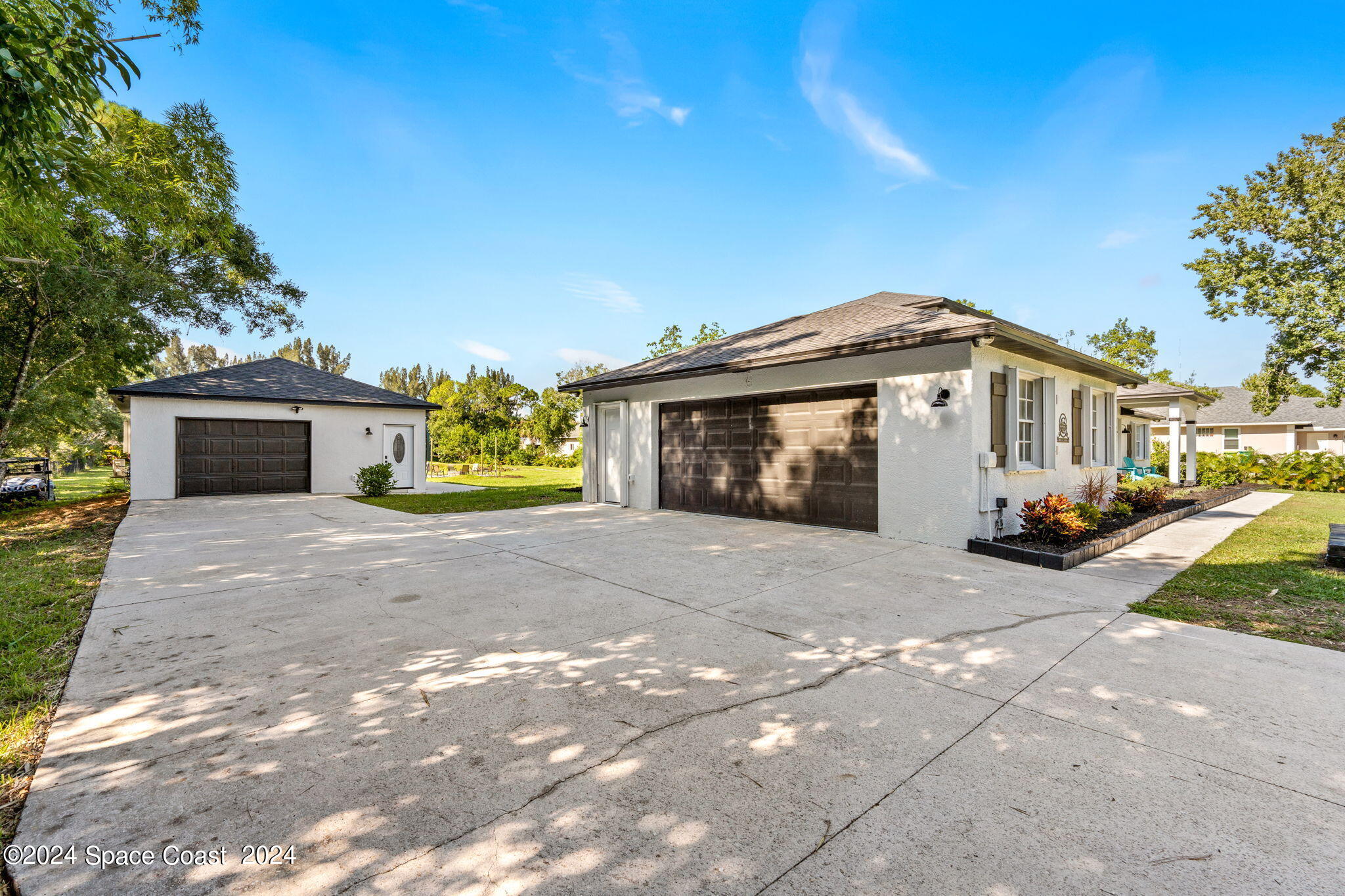 4185 Carolwood Drive