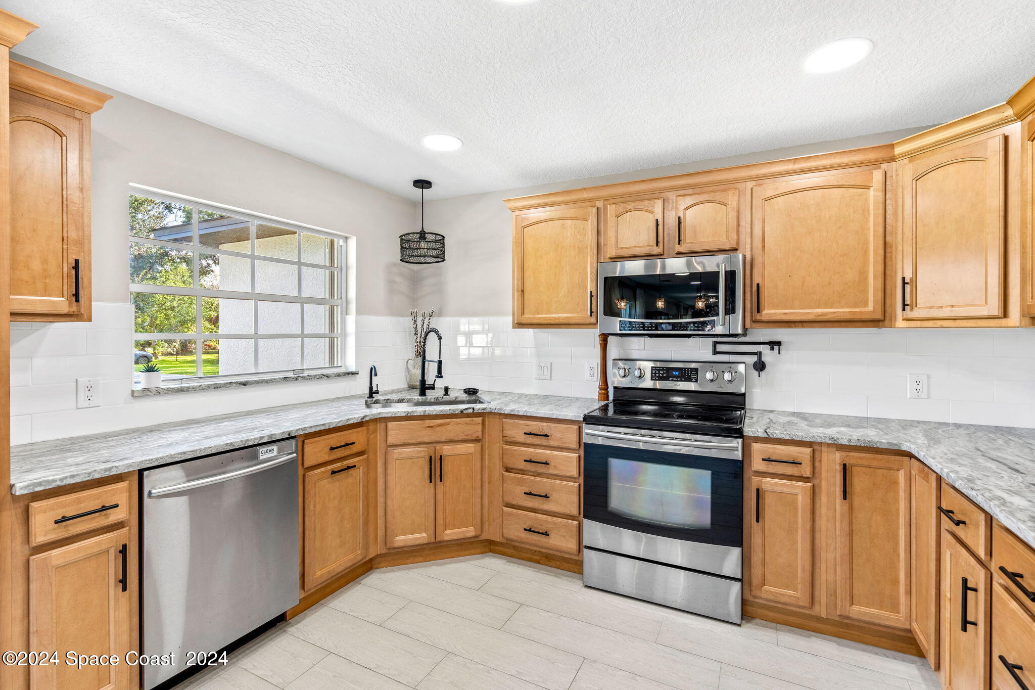 4185 Carolwood Drive
