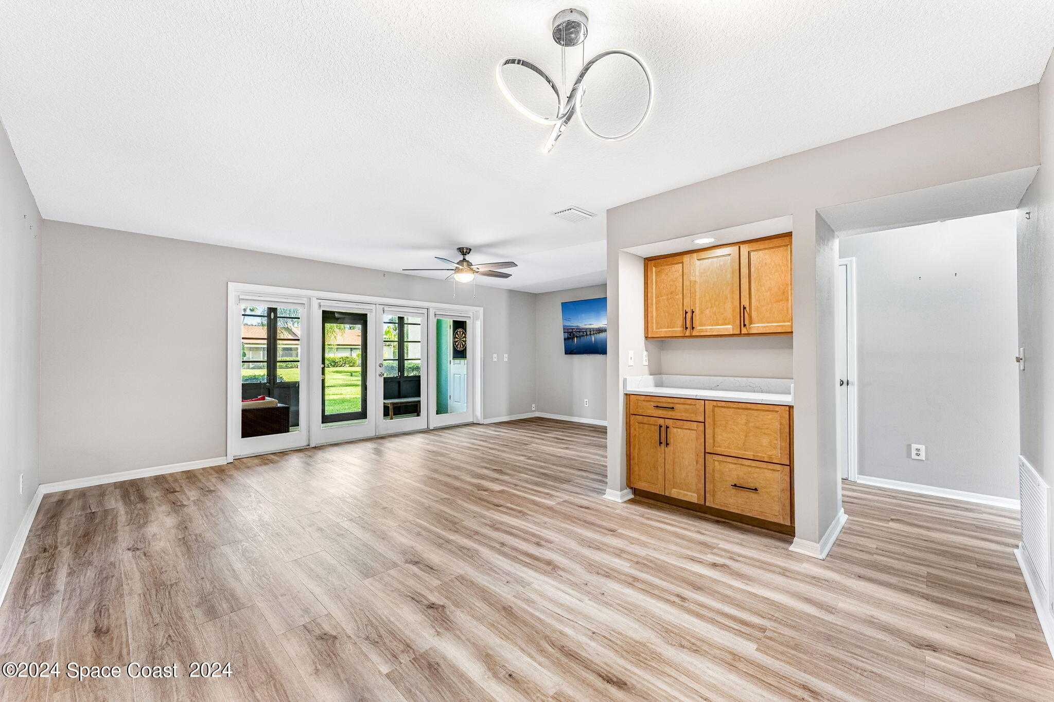 428 Hawthorne Court