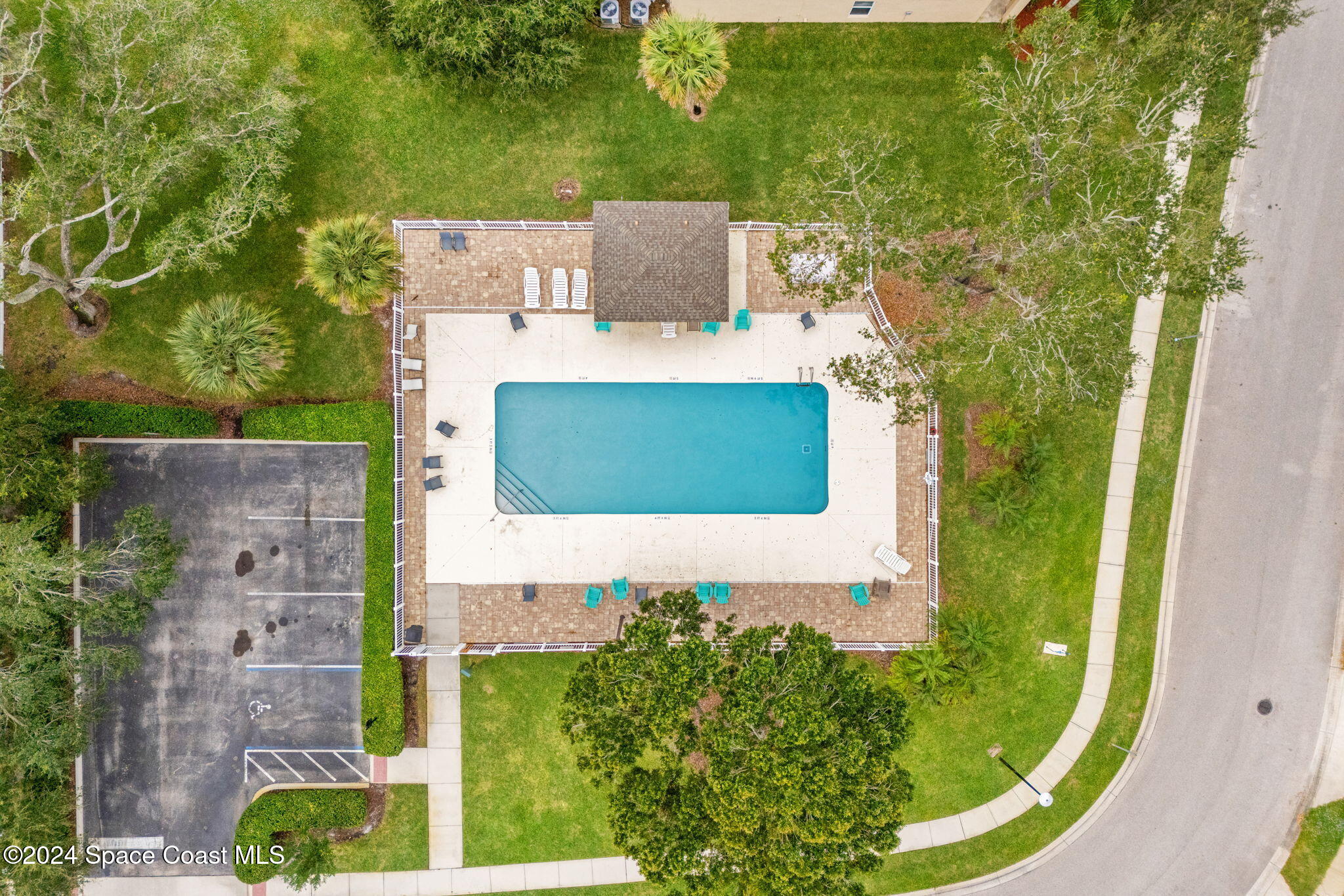 2012 Lune Court