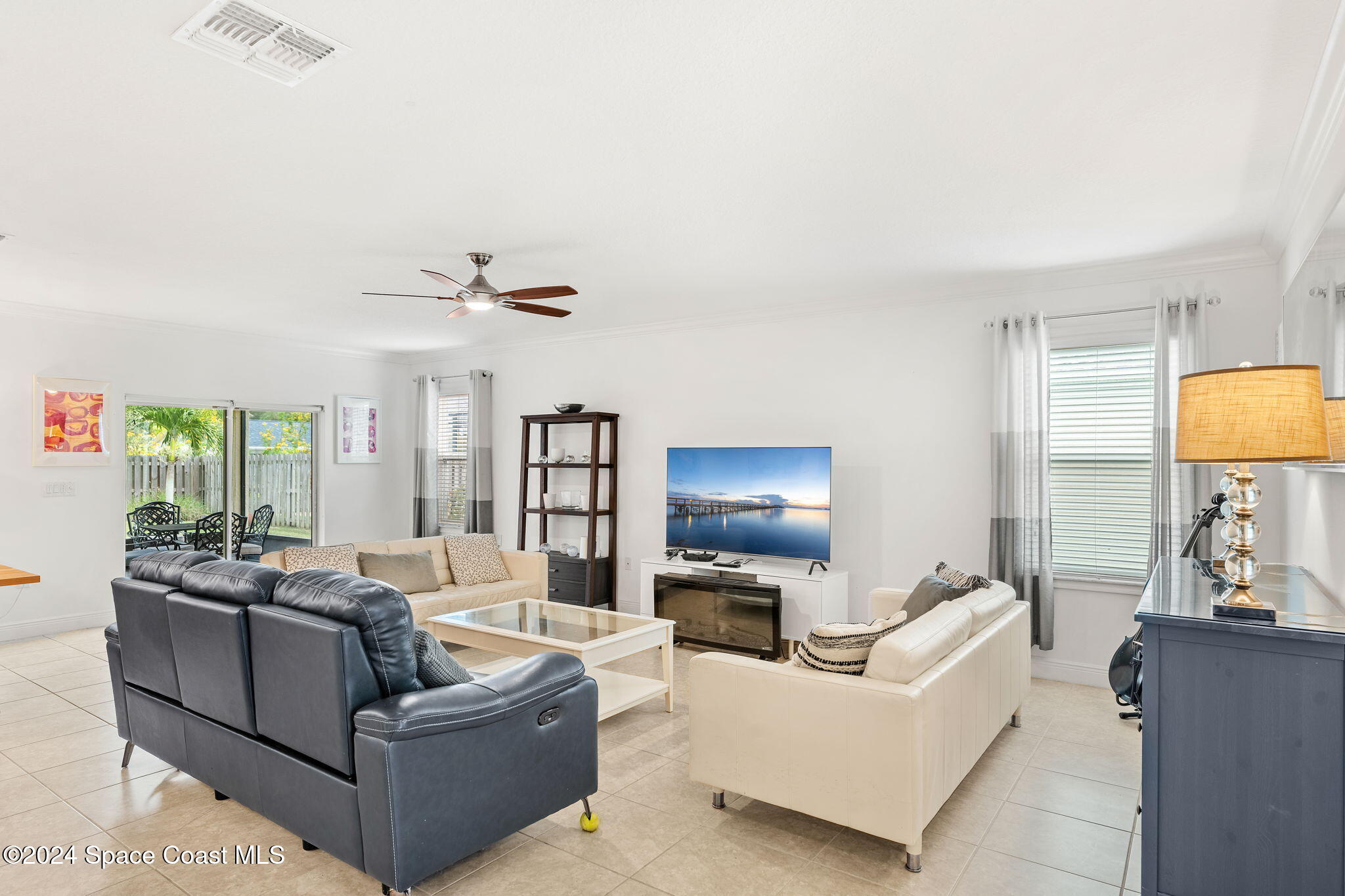 2012 Lune Court
