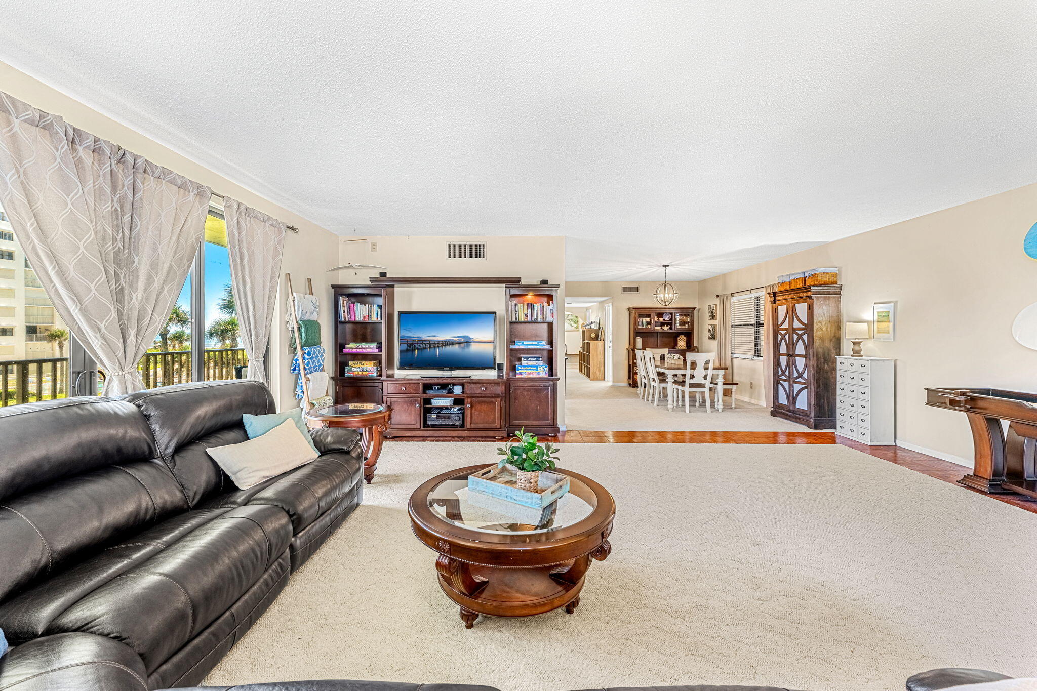 750 N Atlantic Avenue, 301
