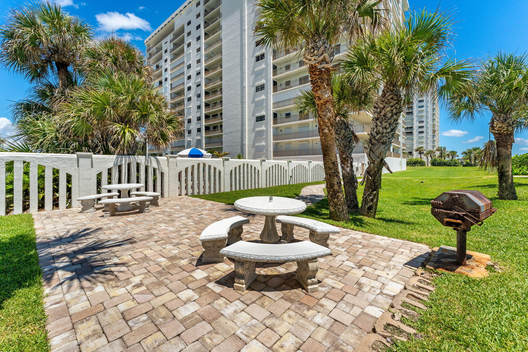 750 N Atlantic Avenue, 301