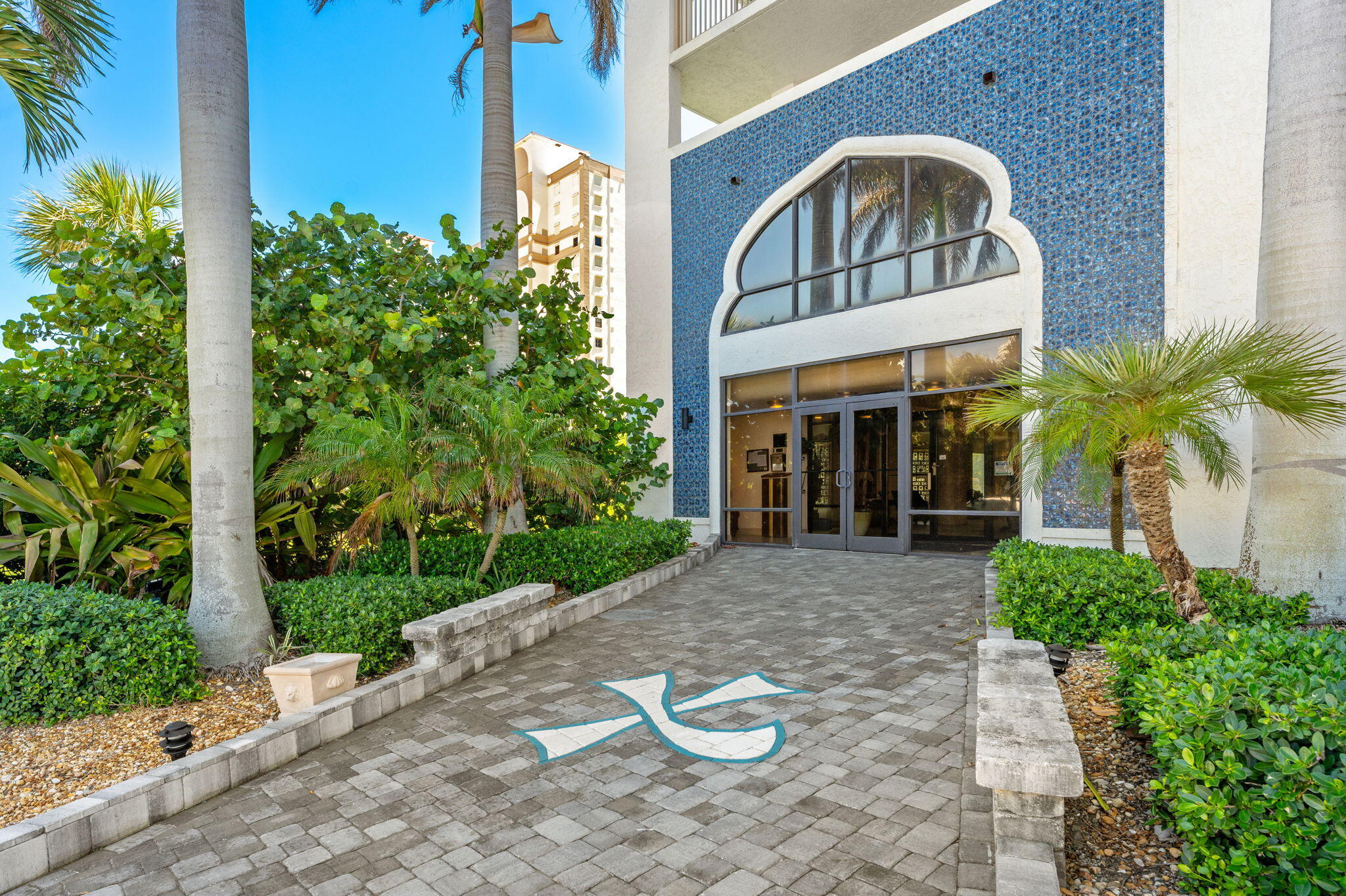 750 N Atlantic Avenue, 301