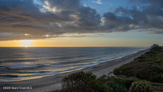 581 Highway A1A, 502