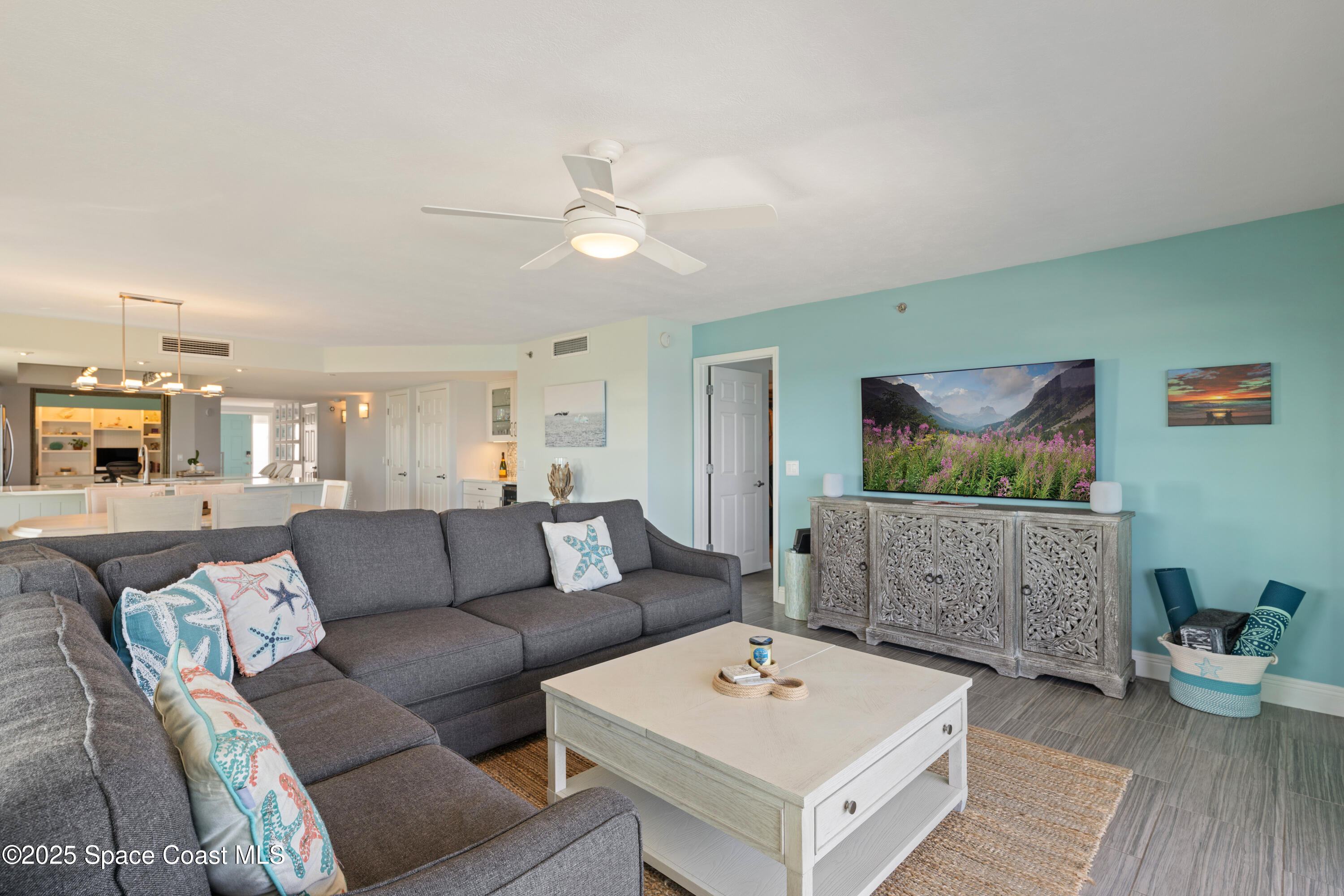 581 Highway A1A, 502