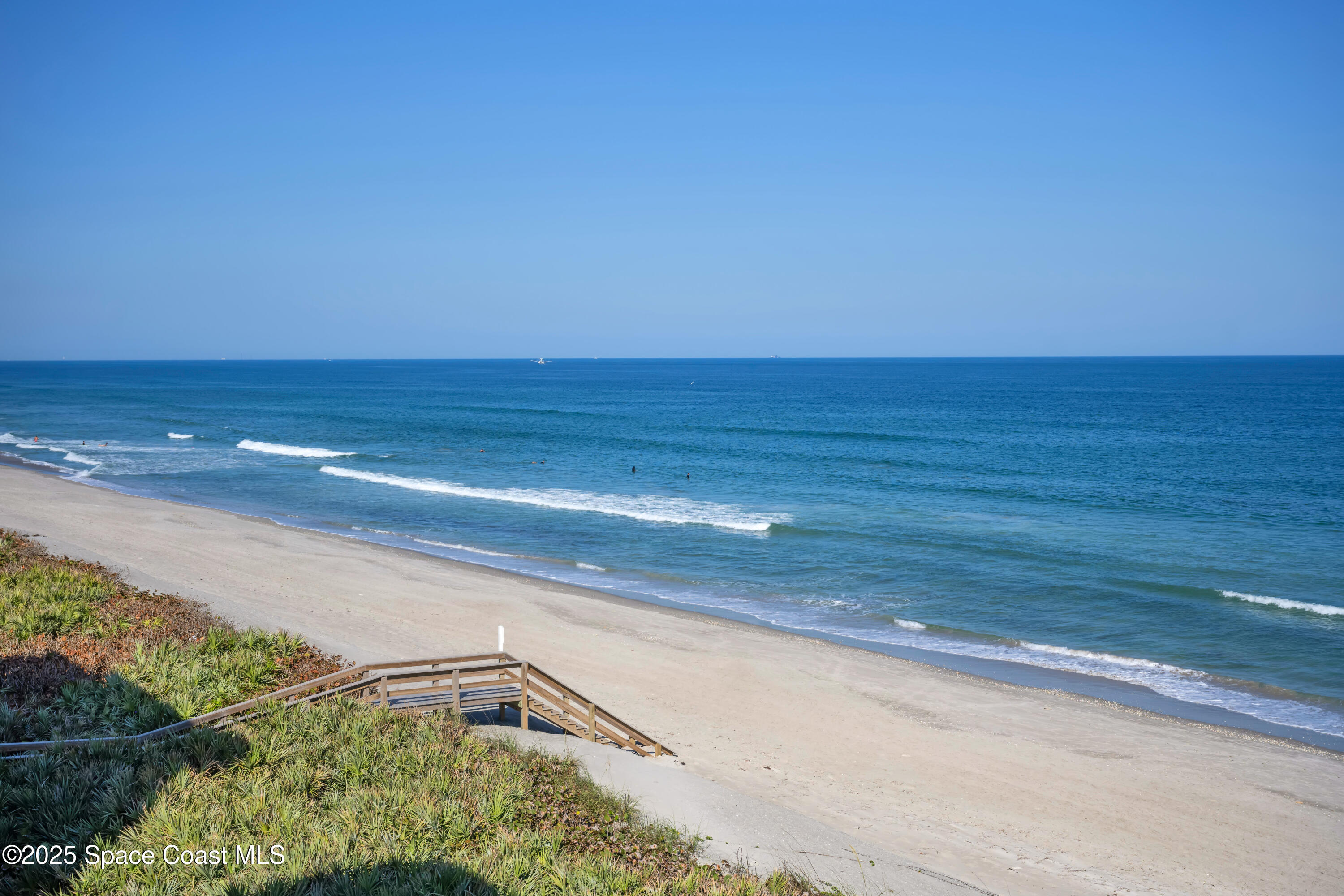 581 Highway A1A, 502