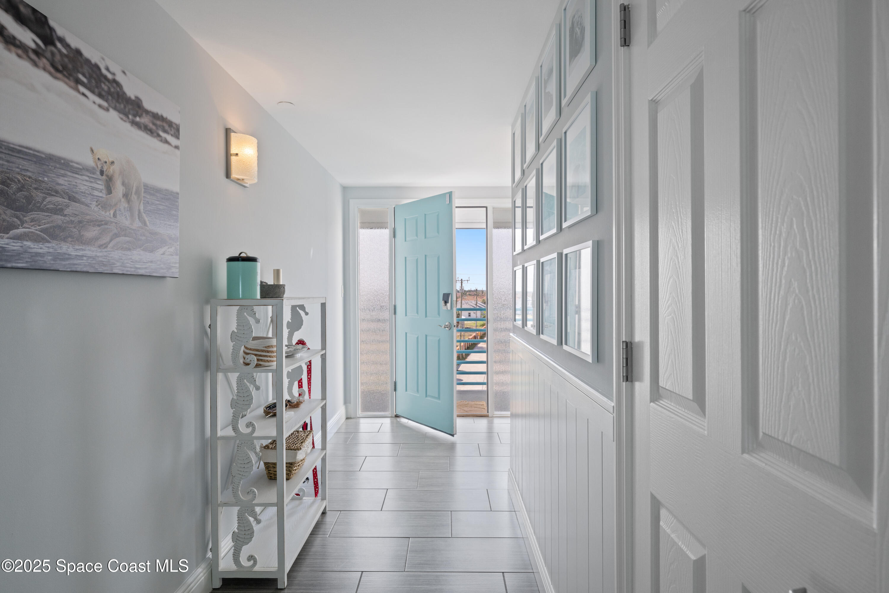 581 Highway A1A, 502