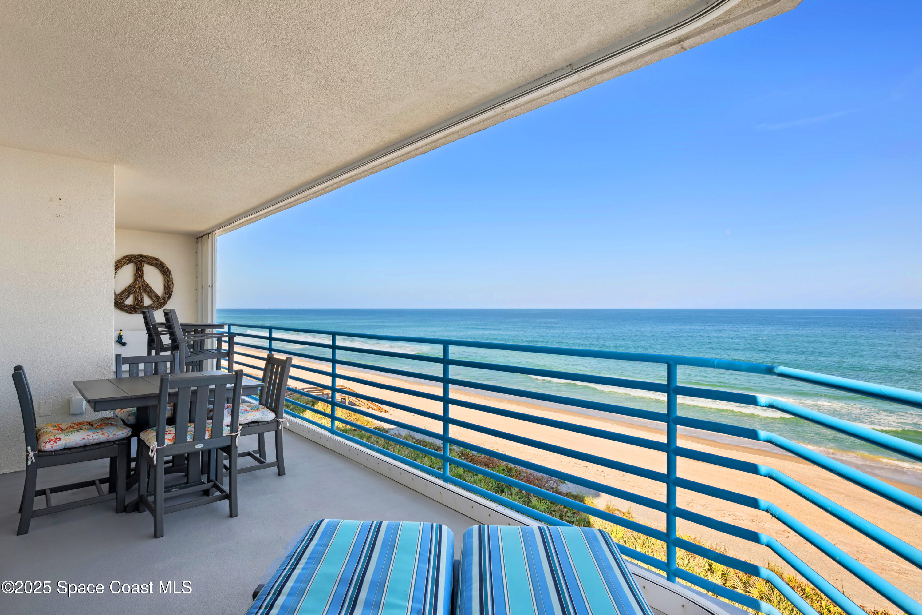 581 Highway A1A, 502