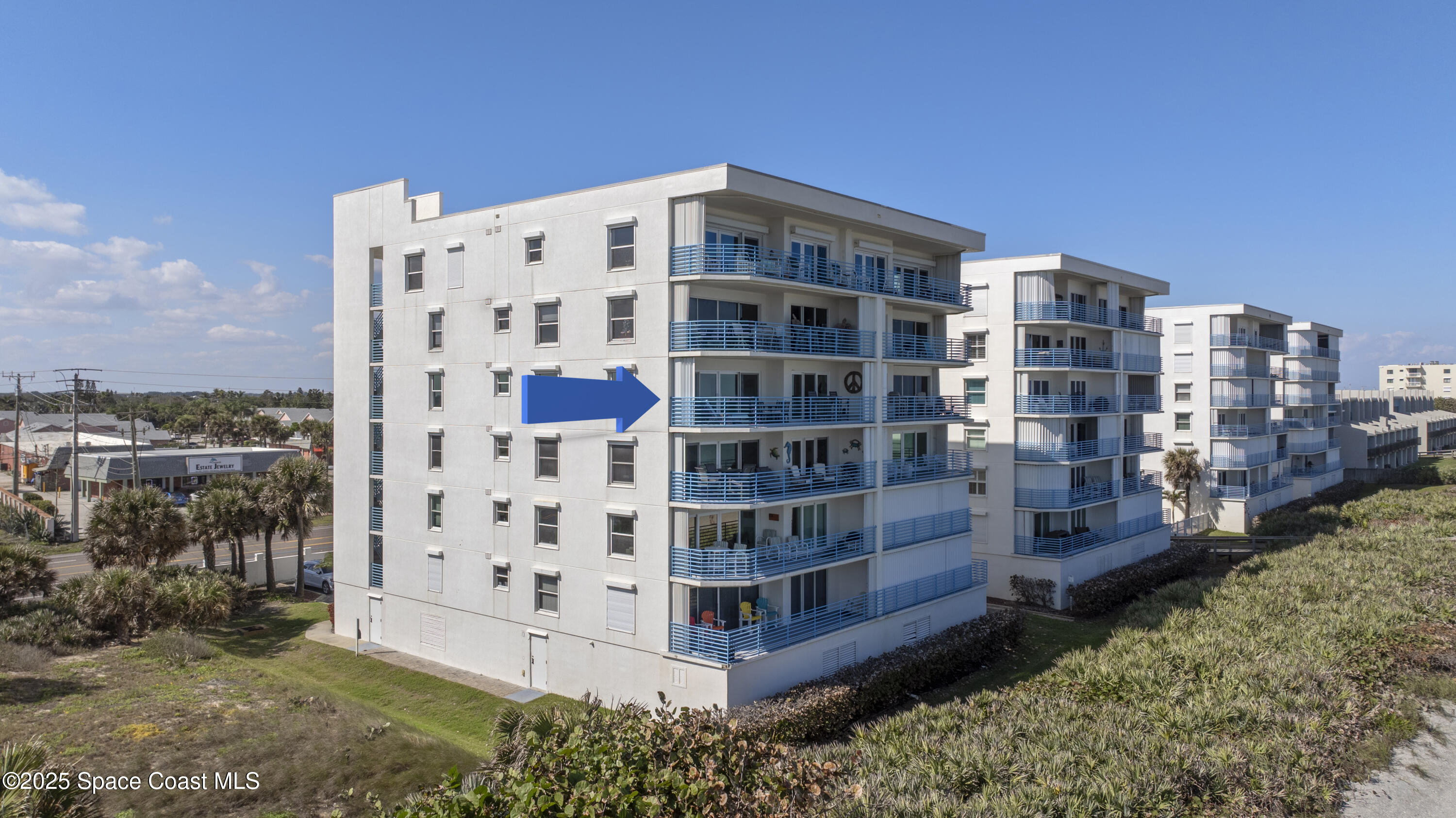 581 Highway A1A, 502