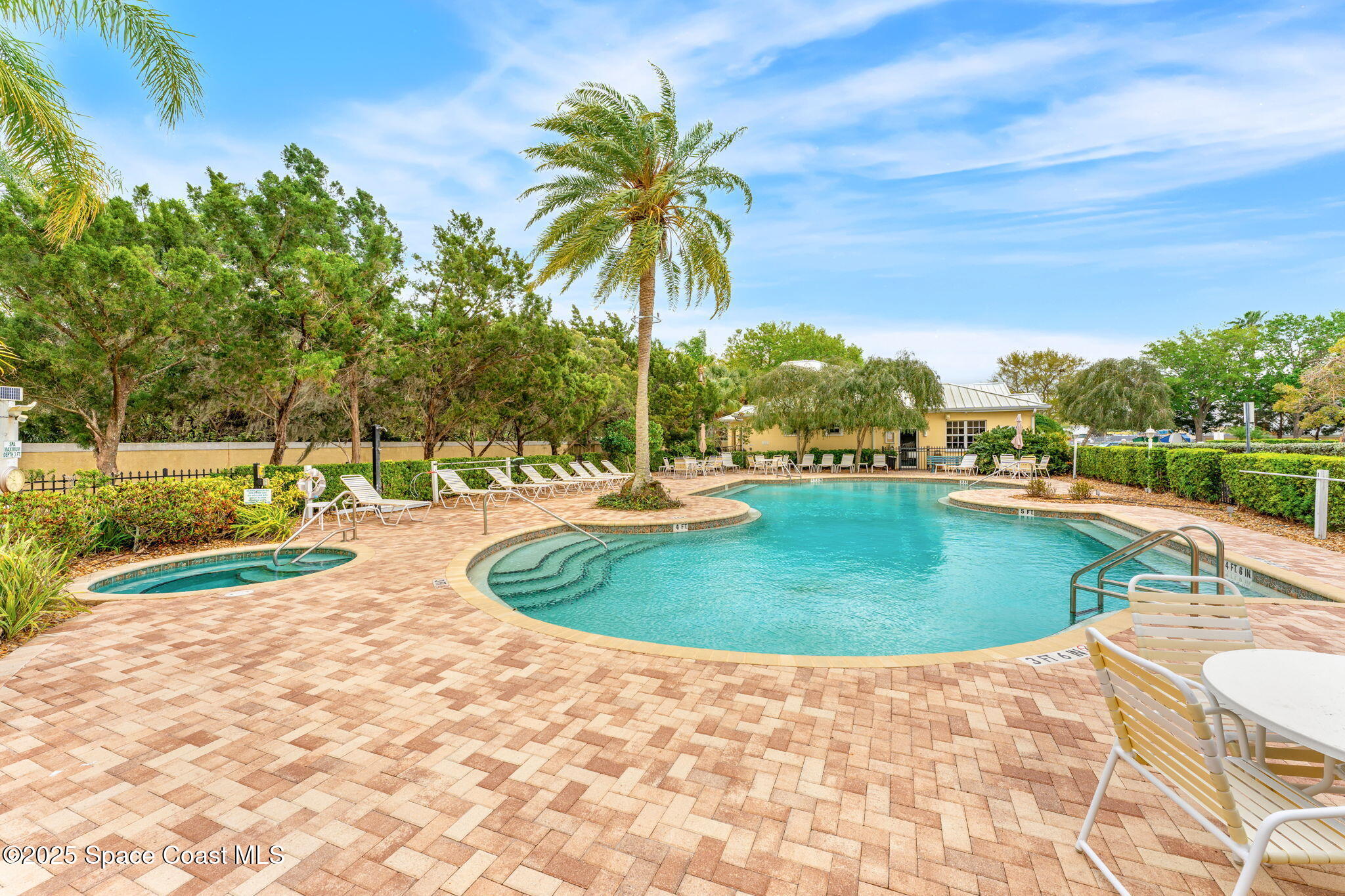 480 Sail Lane, 303