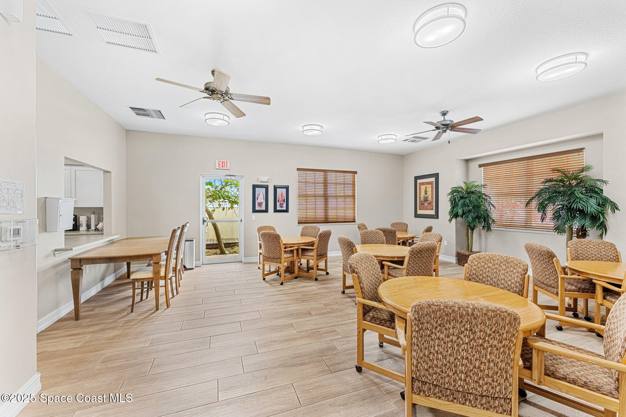 480 Sail Lane, 303