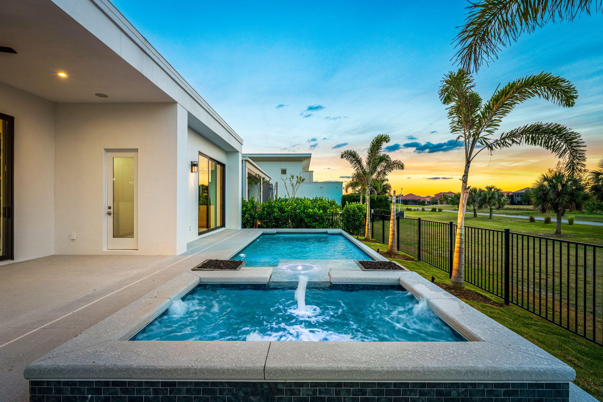 6434 Modern Duran Drive