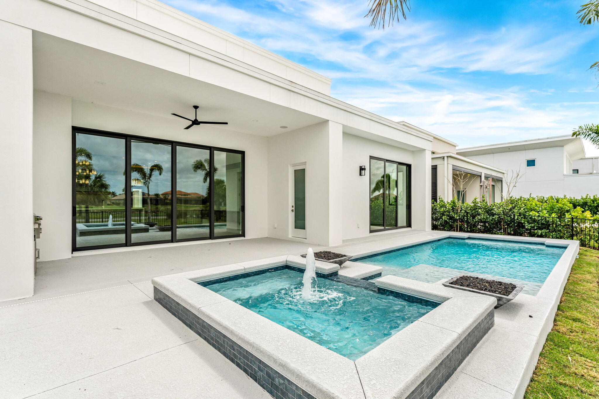 6434 Modern Duran Drive