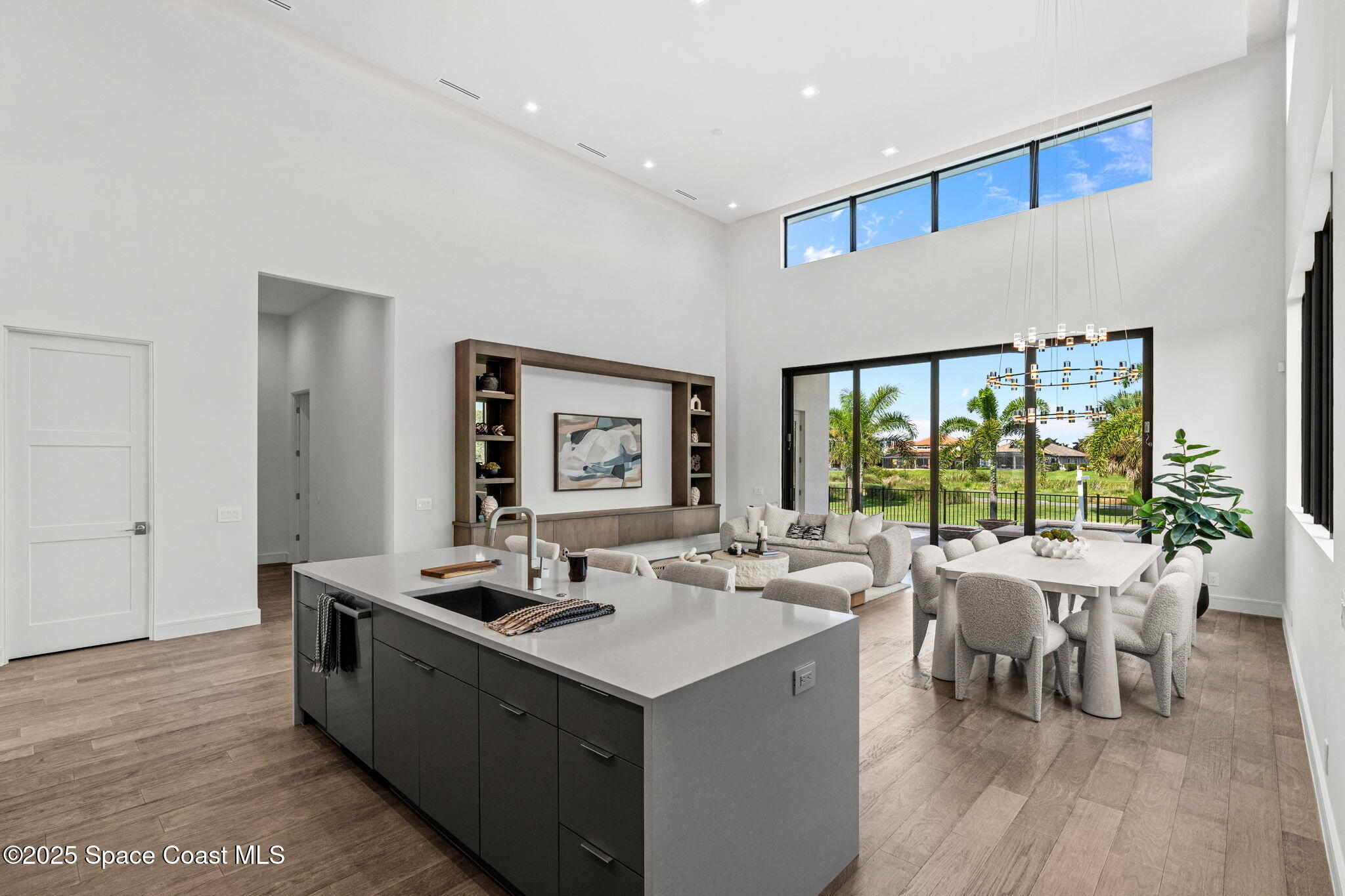 6434 Modern Duran Drive