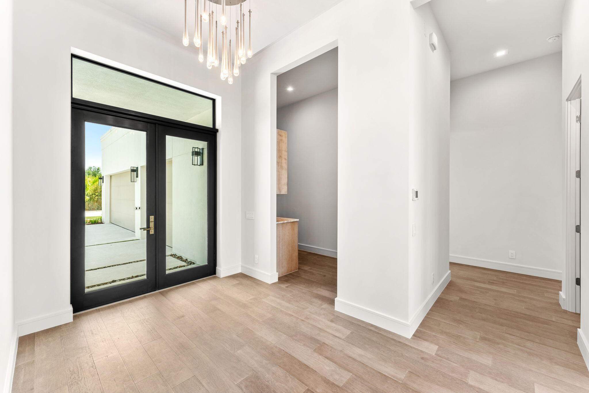 6434 Modern Duran Drive