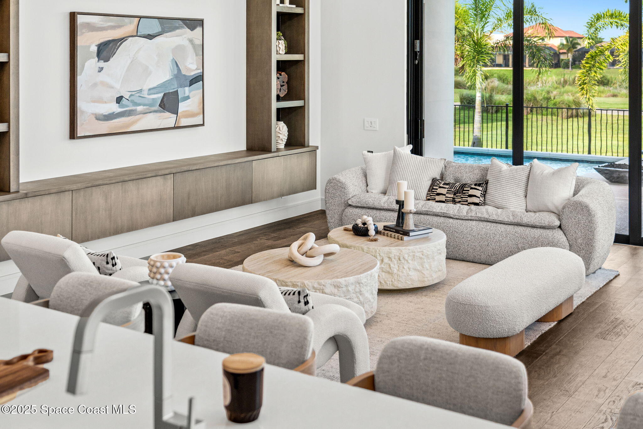 6434 Modern Duran Drive