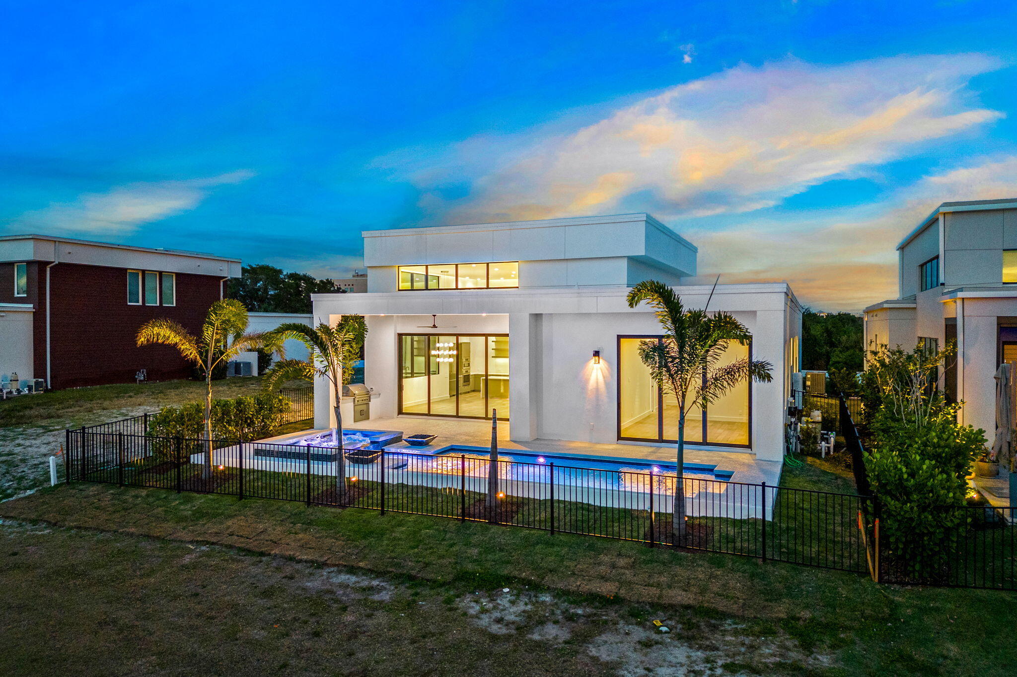 6434 Modern Duran Drive