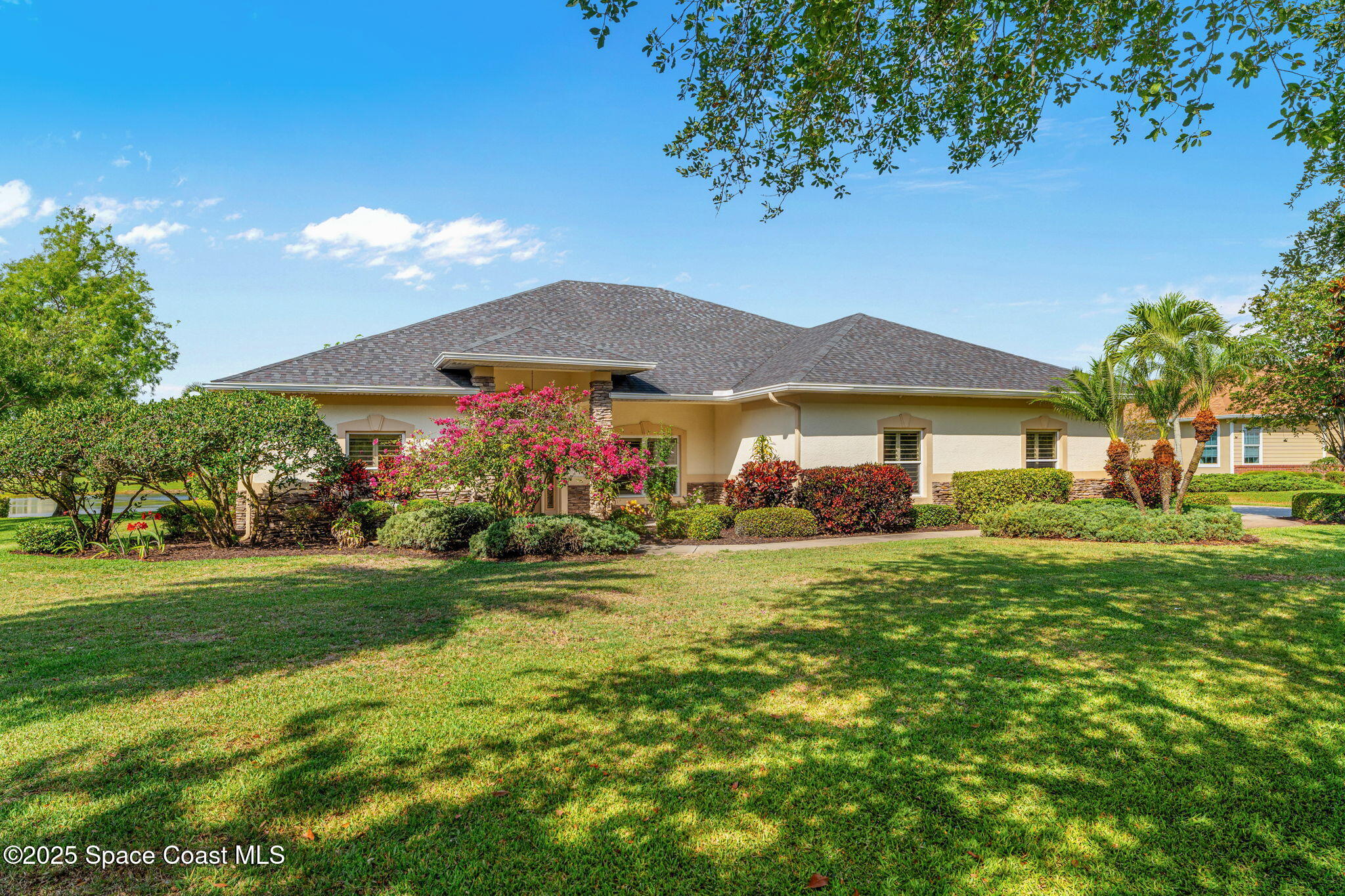 2942 Heritage Circle