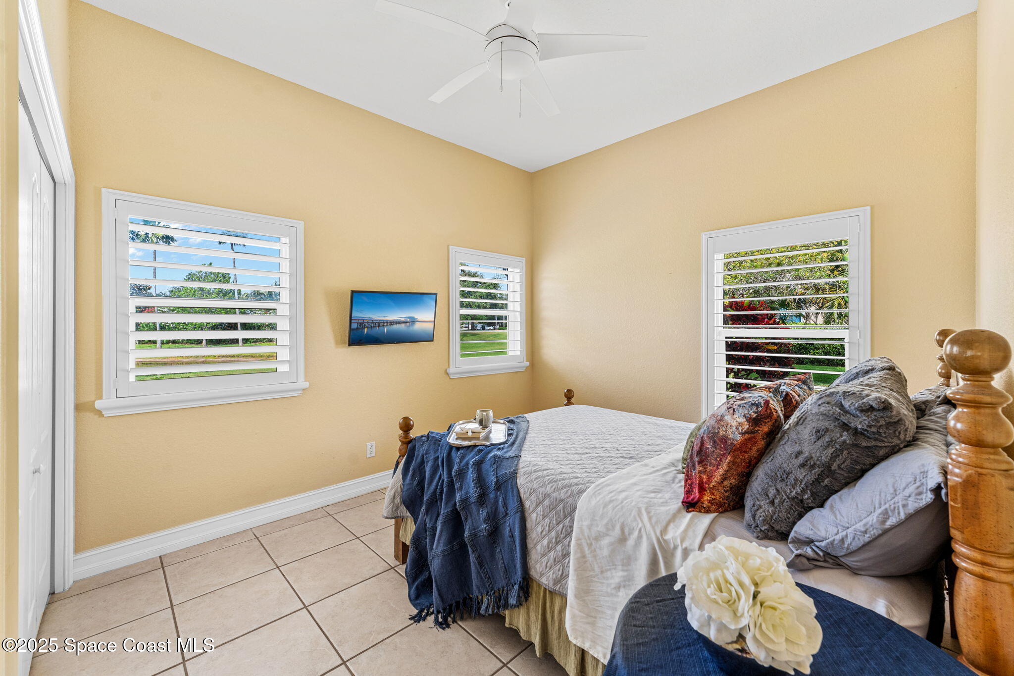 2942 Heritage Circle