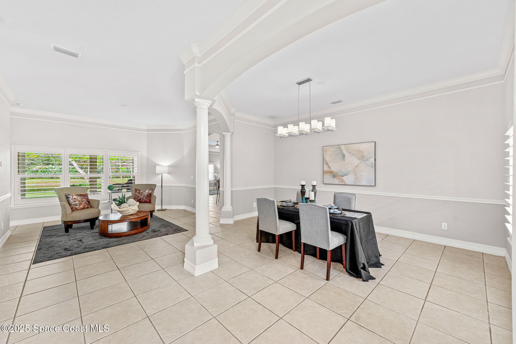 2942 Heritage Circle