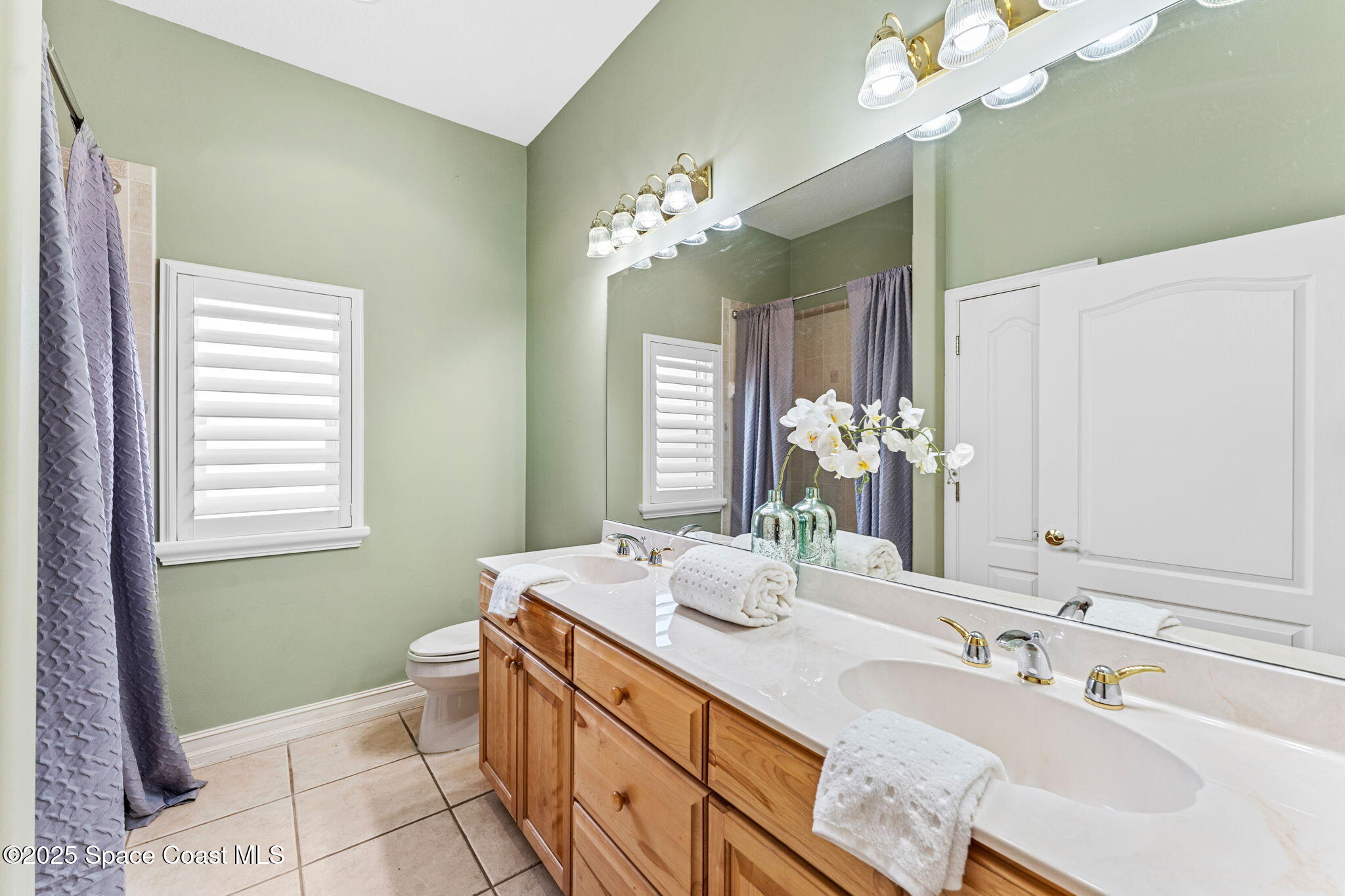 2942 Heritage Circle