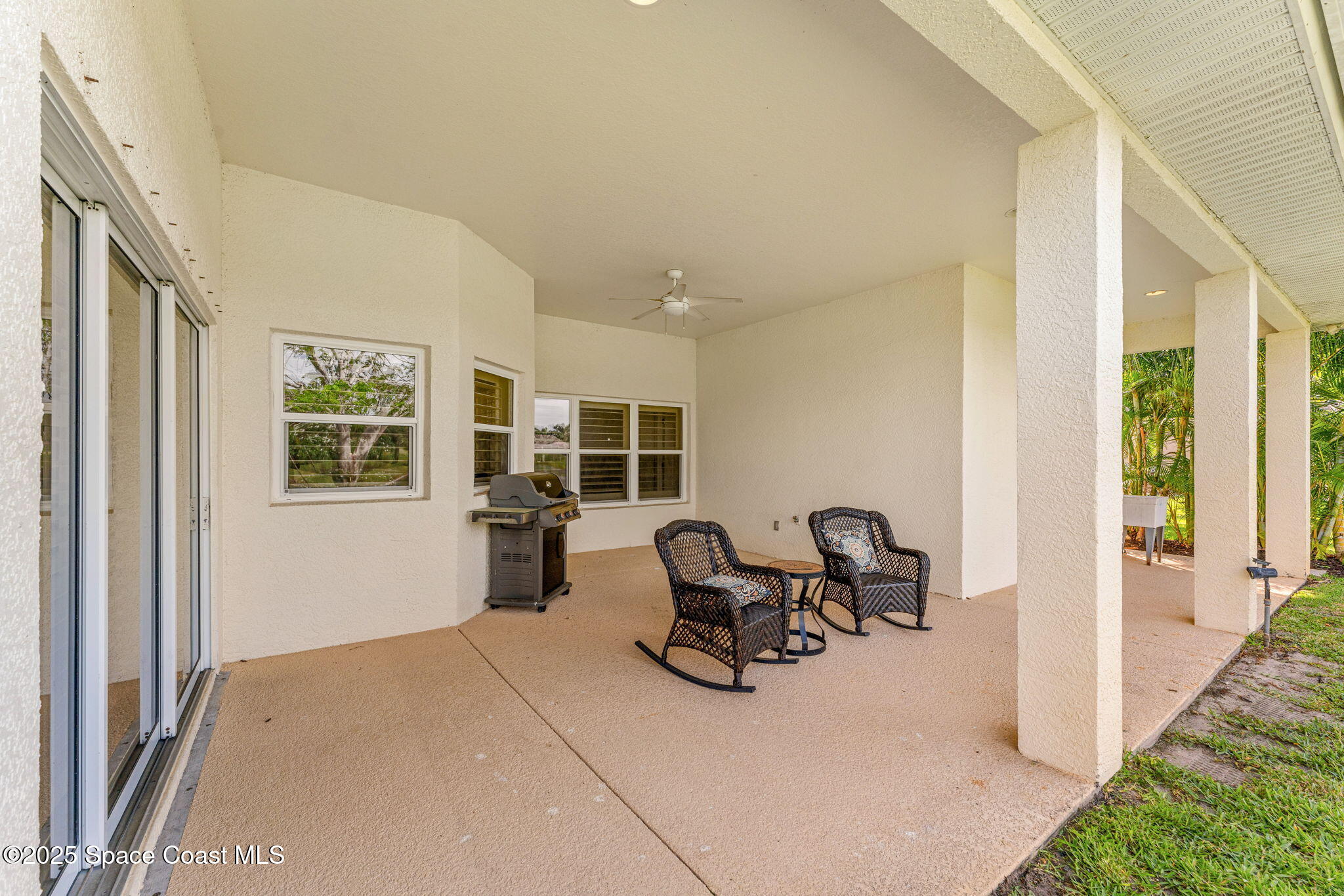 2942 Heritage Circle